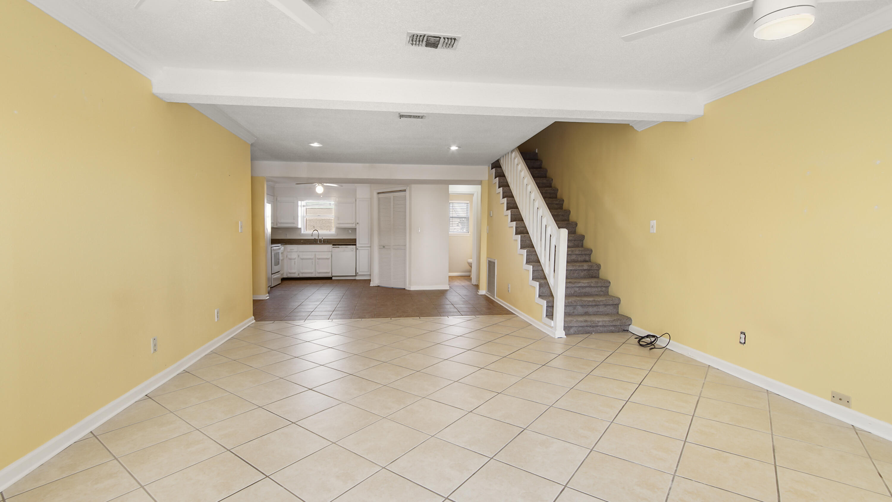 WARREN HEIGHTS - Residential