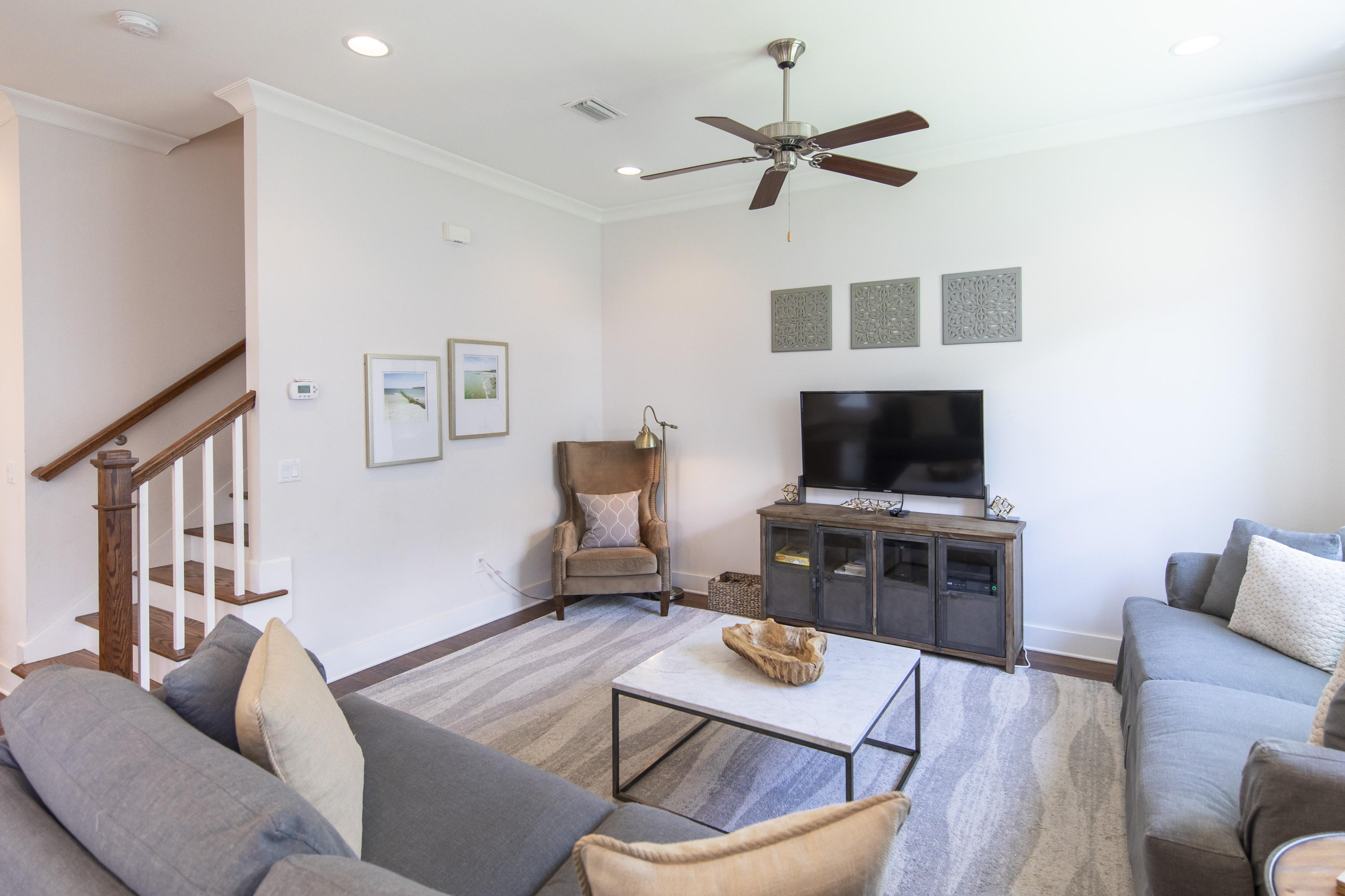 PROMINENCE - Residential