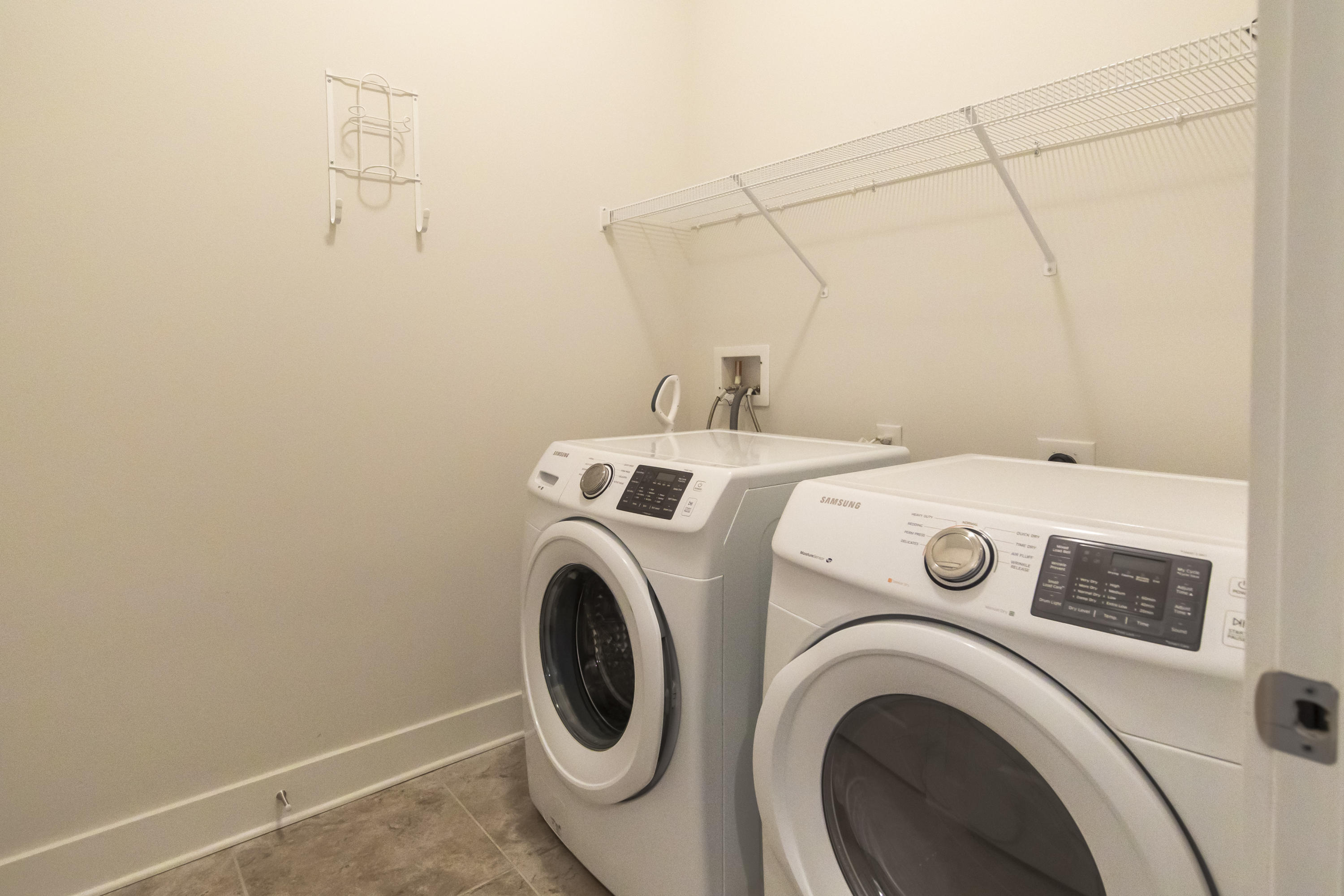 PROMINENCE - Residential