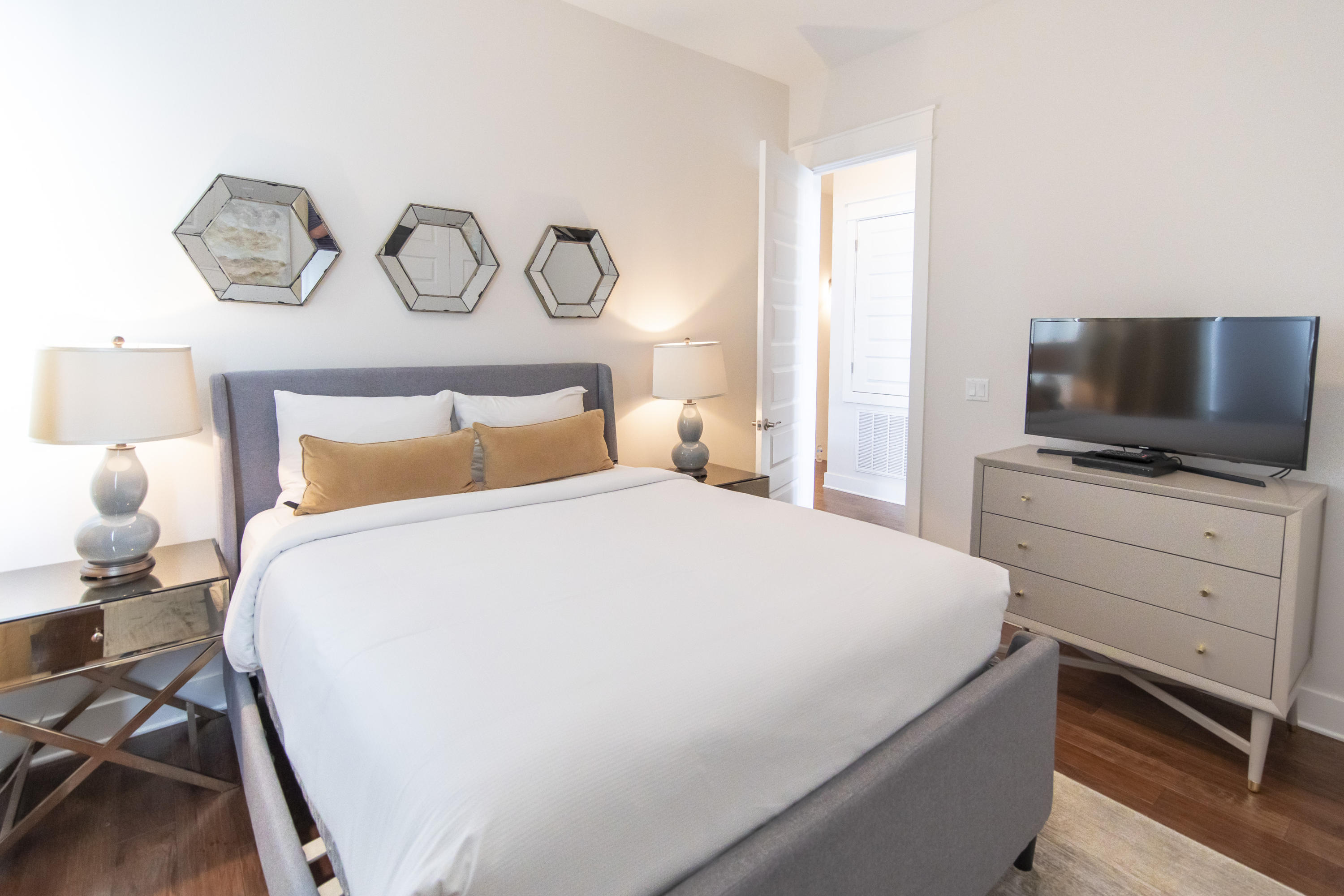 PROMINENCE - Residential