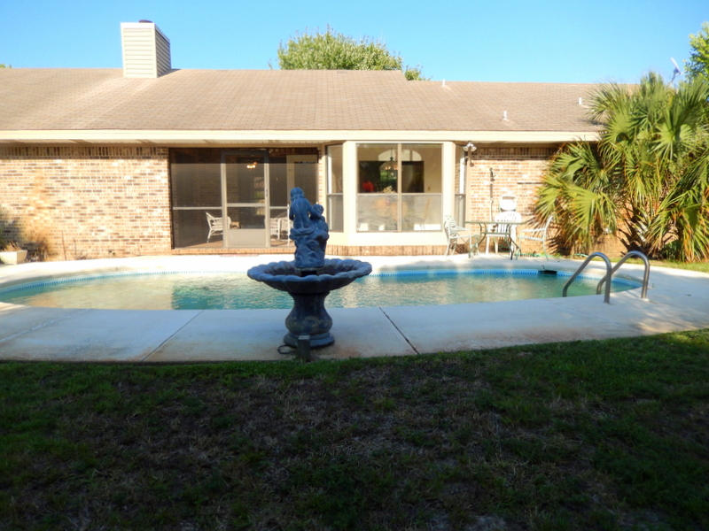 KELL-AIRE GARDENS - Residential