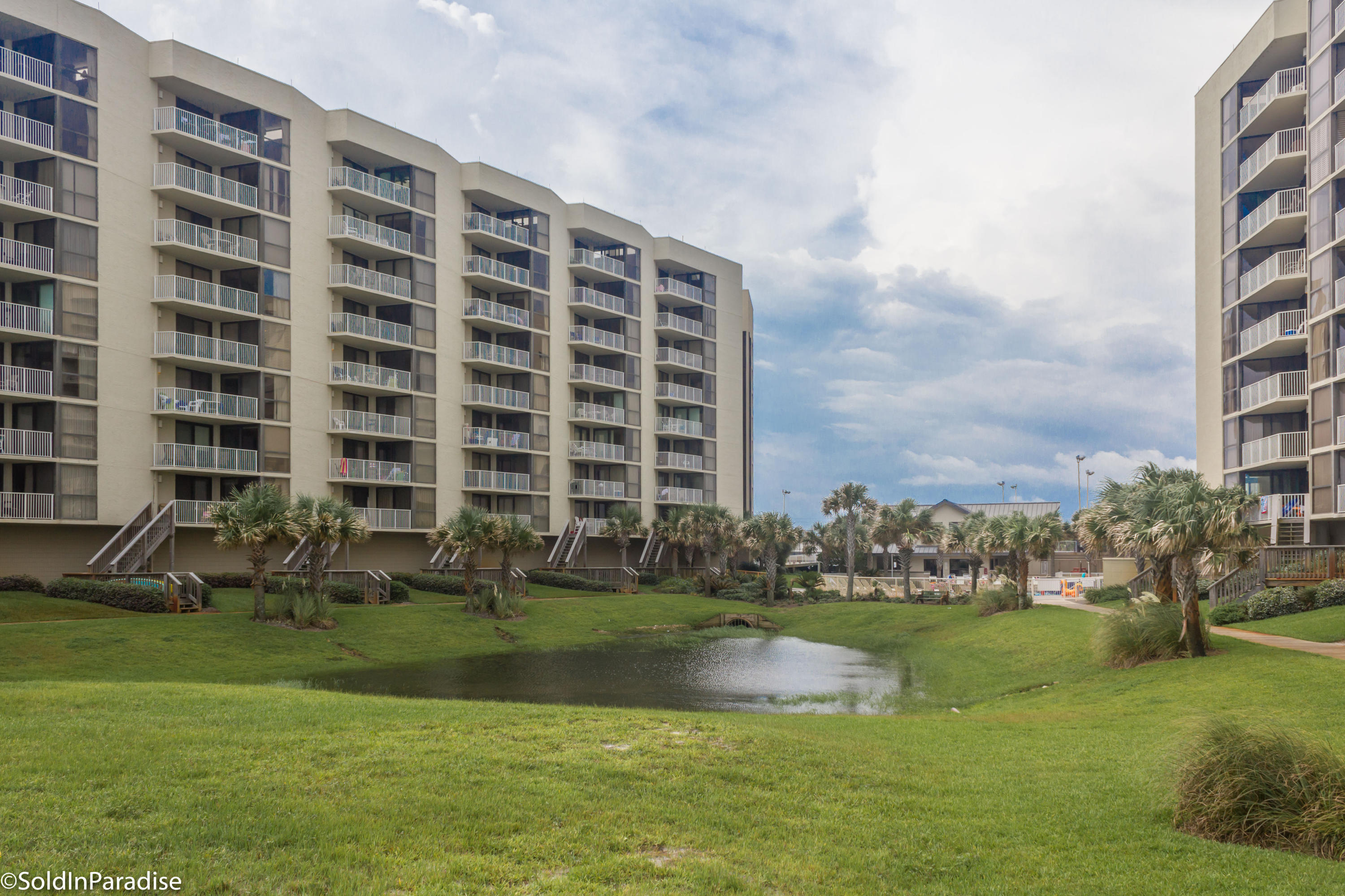 MAINSAIL CONDO PH 4 - Residential