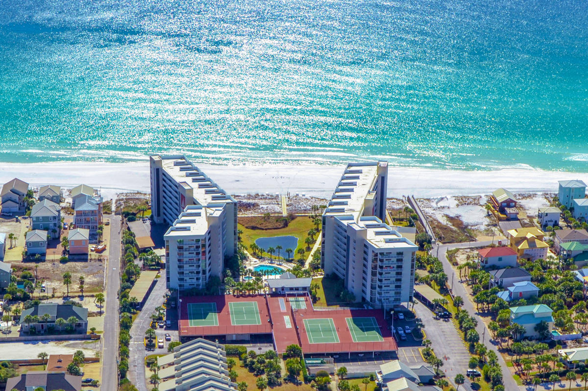 MAINSAIL CONDO PH 4 - Residential