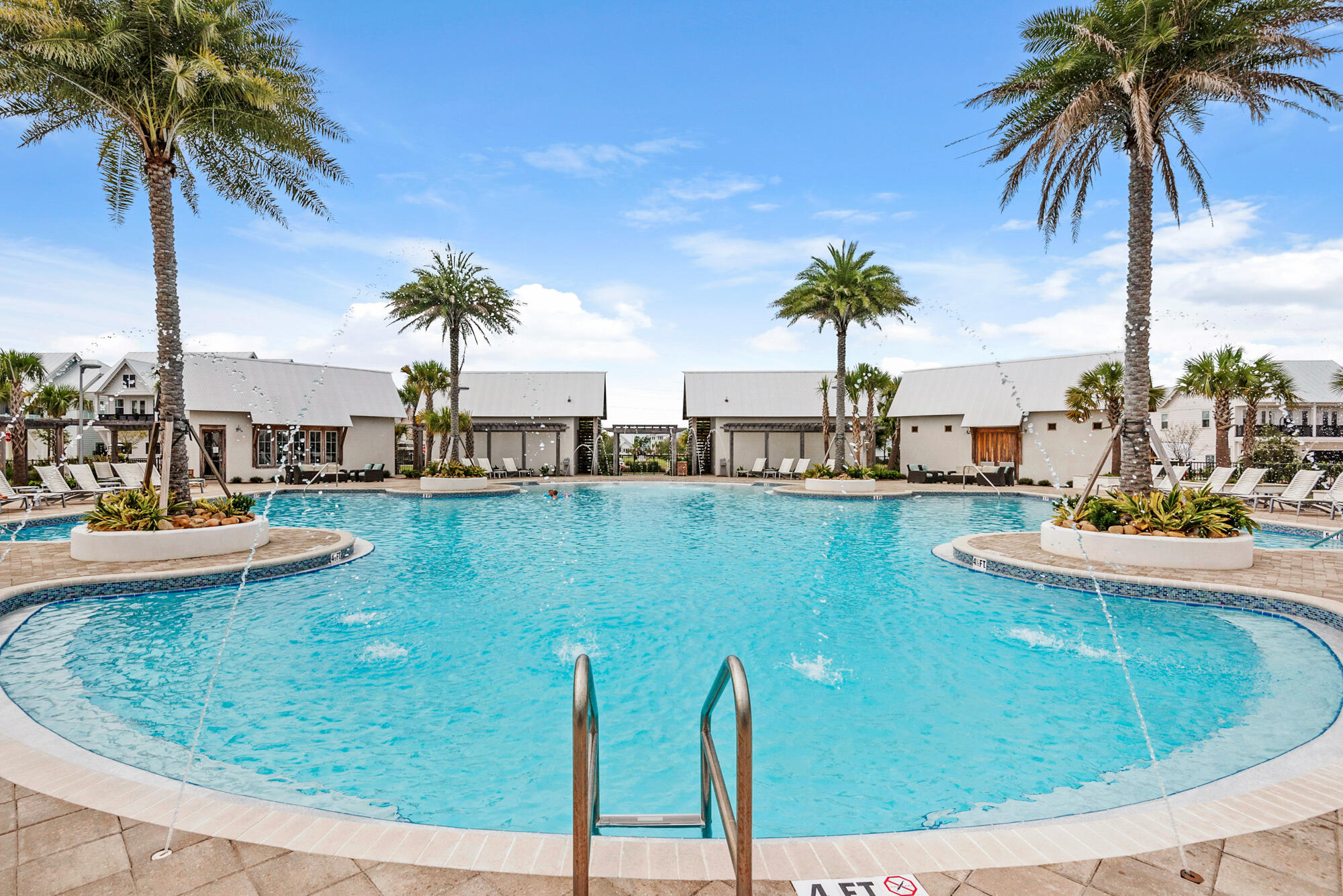 PROMINENCE/LUXURY TOWNHOMES - Residential