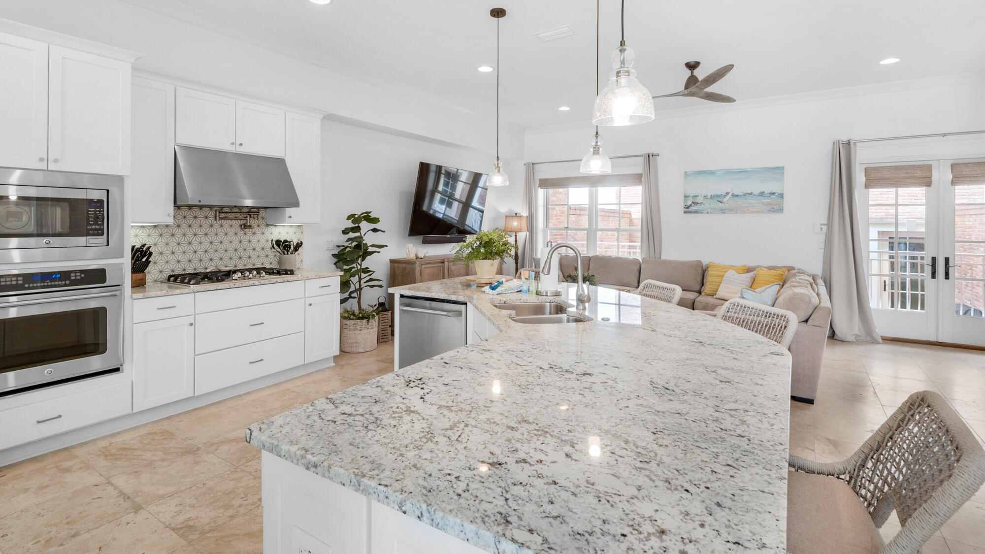 PROMINENCE/LUXURY TOWNHOMES - Residential