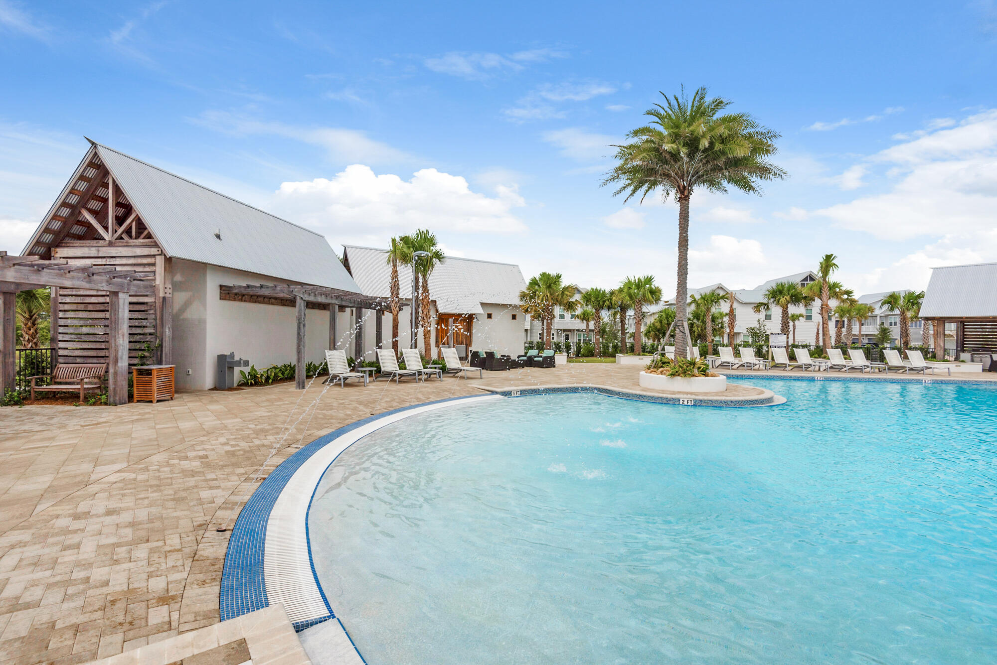 PROMINENCE/LUXURY TOWNHOMES - Residential