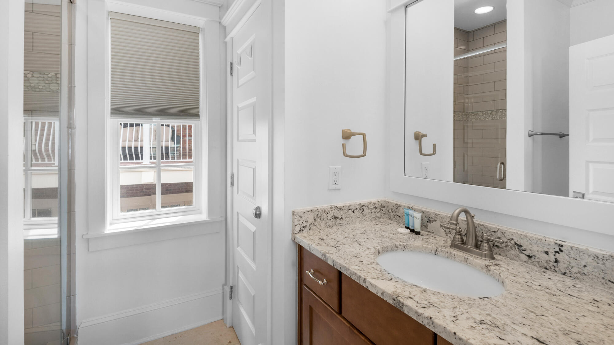 PROMINENCE/LUXURY TOWNHOMES - Residential