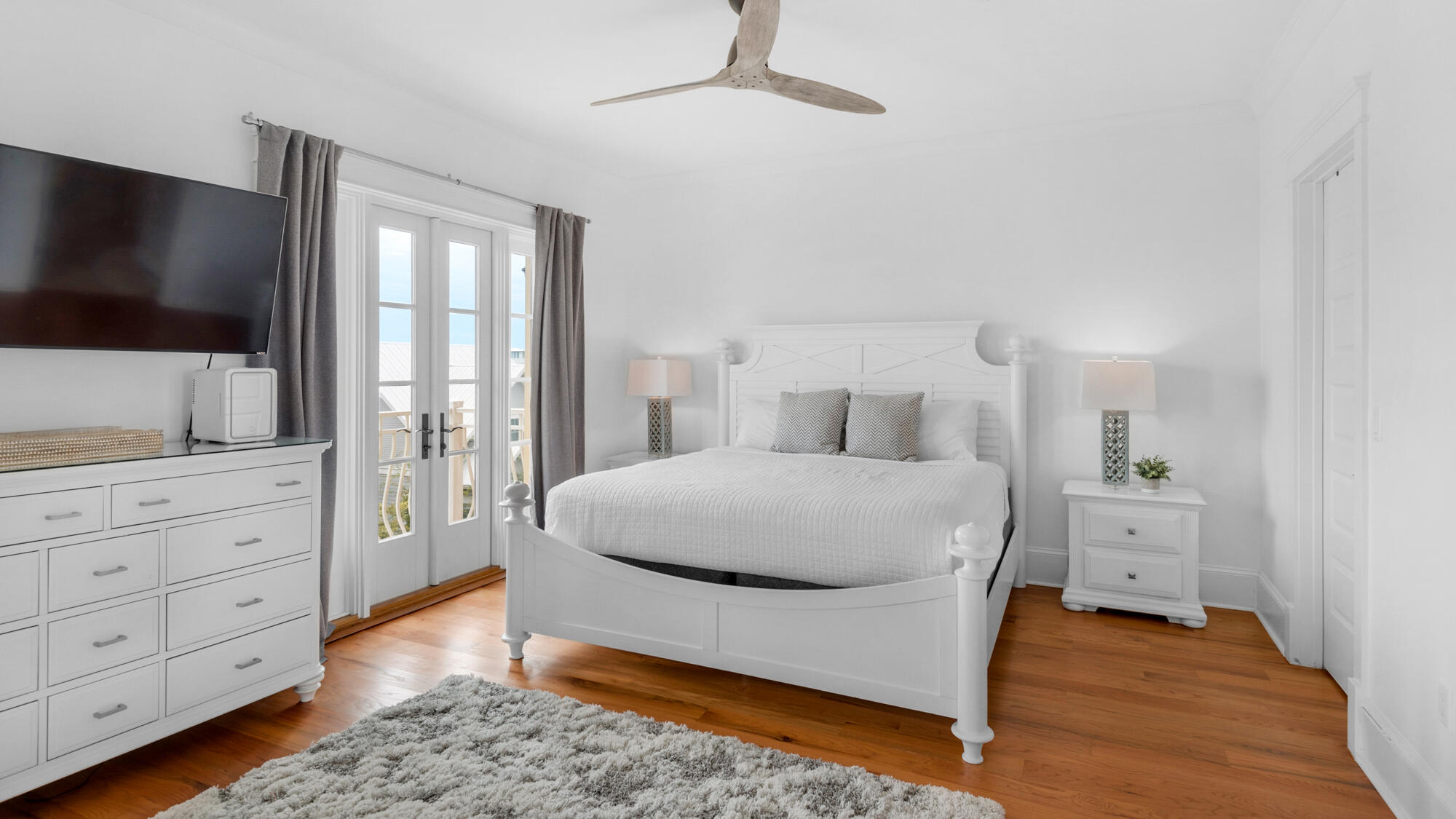 PROMINENCE/LUXURY TOWNHOMES - Residential