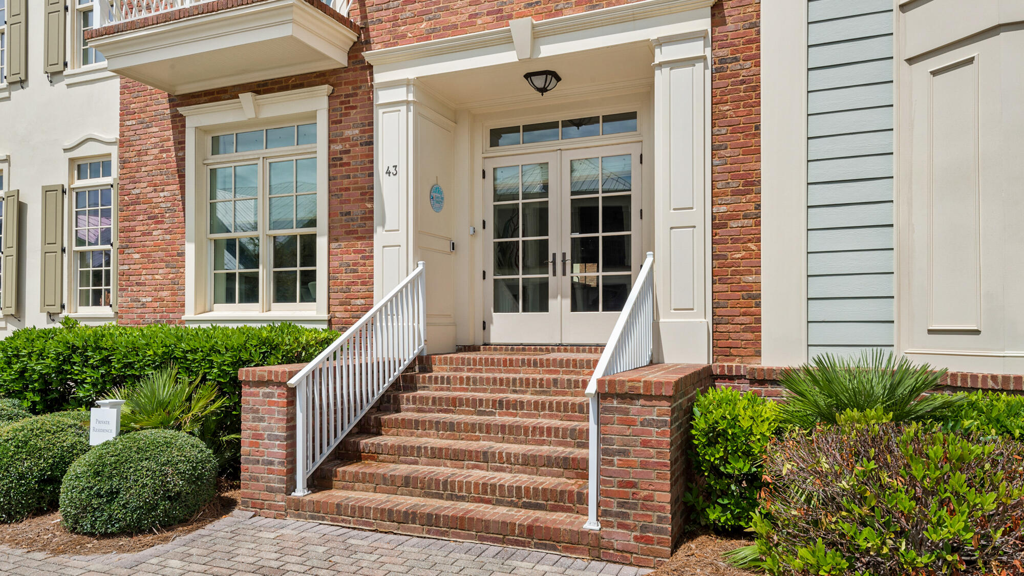 PROMINENCE/LUXURY TOWNHOMES - Residential