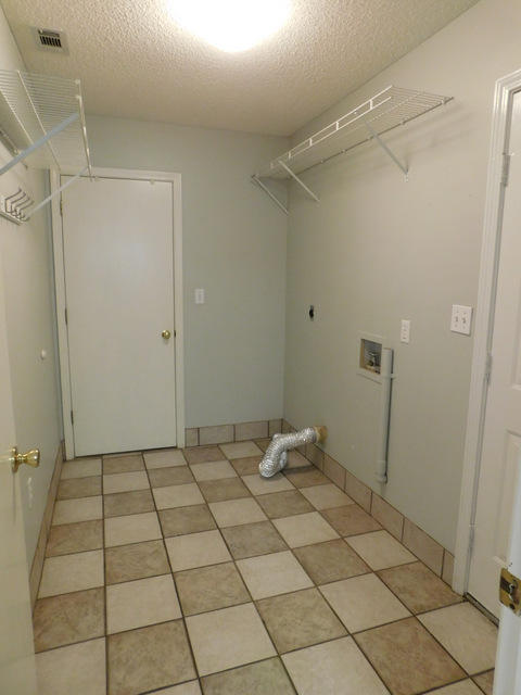 NORTHVIEW ESTATES 3RD ADDN - Residential