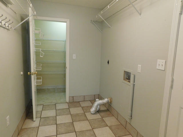 NORTHVIEW ESTATES 3RD ADDN - Residential