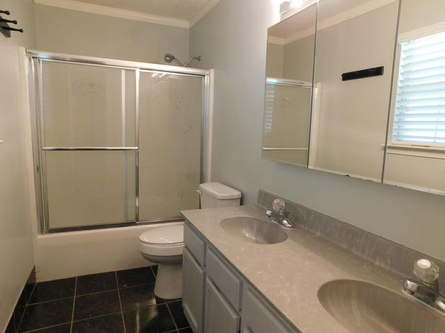 NORTHVIEW ESTATES 3RD ADDN - Residential