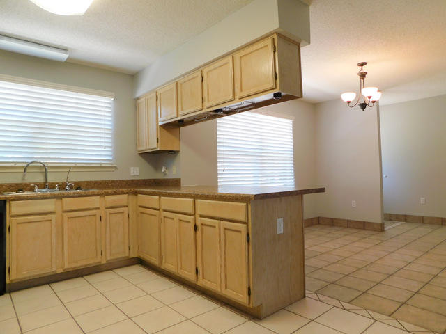 NORTHVIEW ESTATES 3RD ADDN - Residential