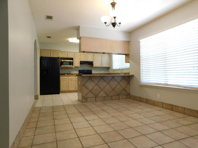 NORTHVIEW ESTATES 3RD ADDN - Residential