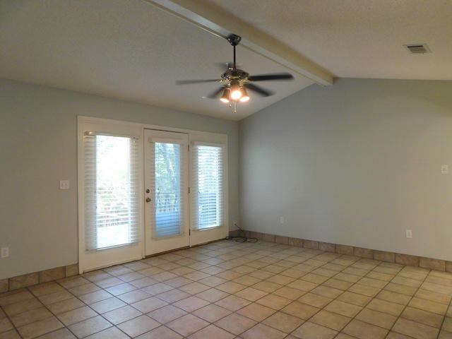 NORTHVIEW ESTATES 3RD ADDN - Residential