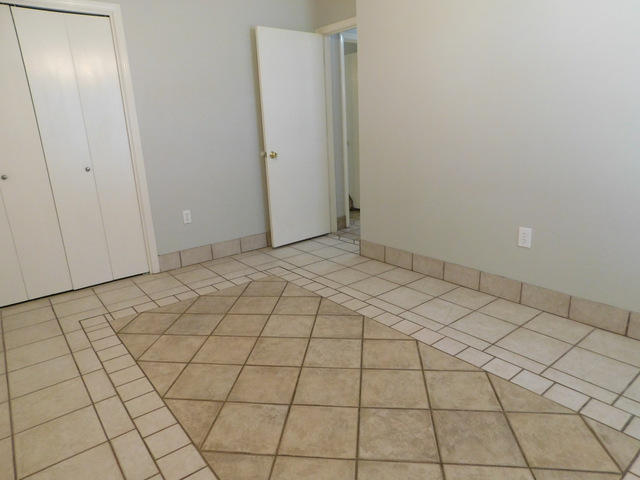 NORTHVIEW ESTATES 3RD ADDN - Residential