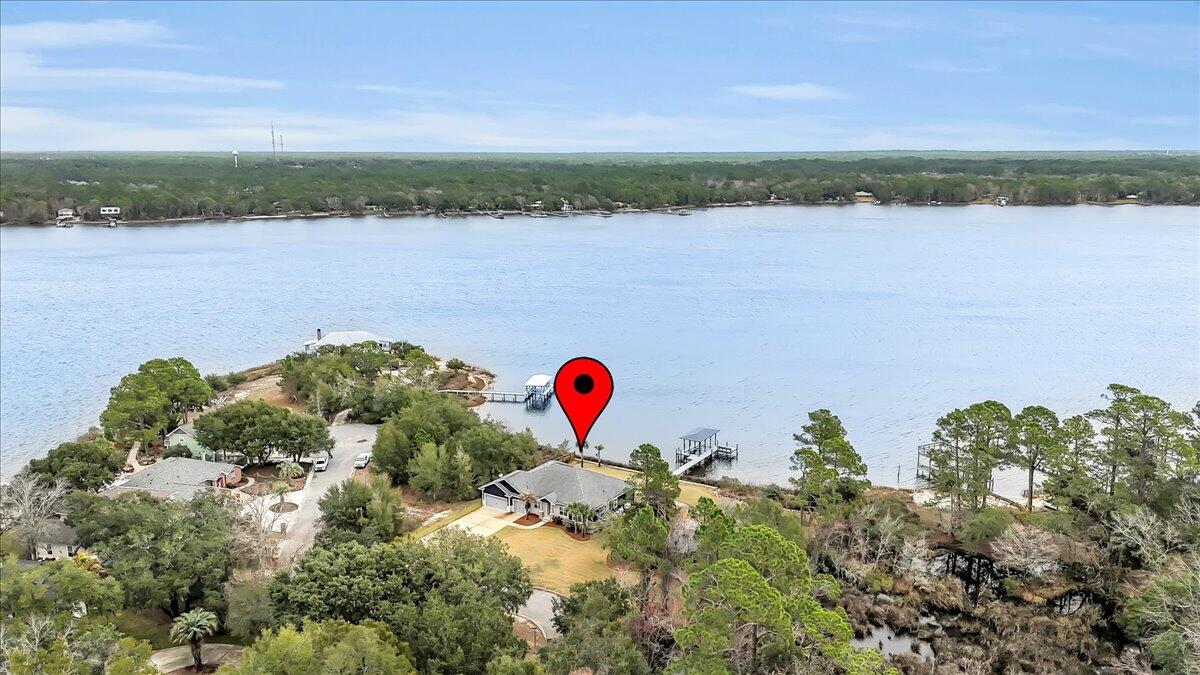 ROBLEDAL ESTATES - Residential