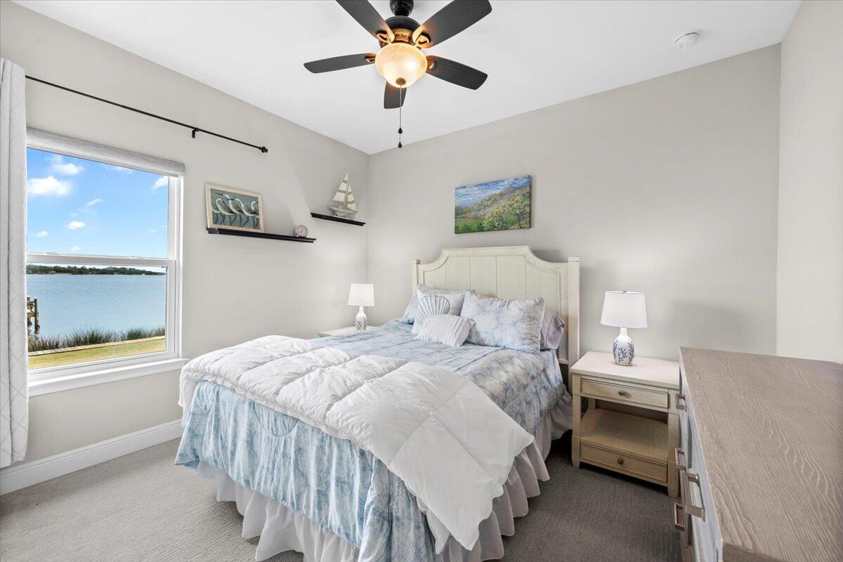 ROBLEDAL ESTATES - Residential