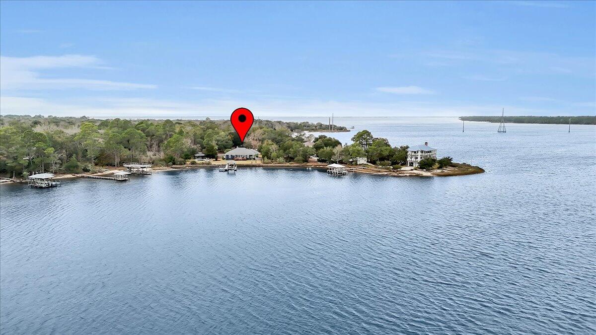 ROBLEDAL ESTATES - Residential