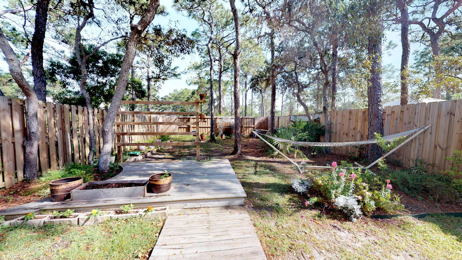 ESCADA - Residential