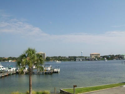 SUN KING TOWERS PH 1 - Residential Lease