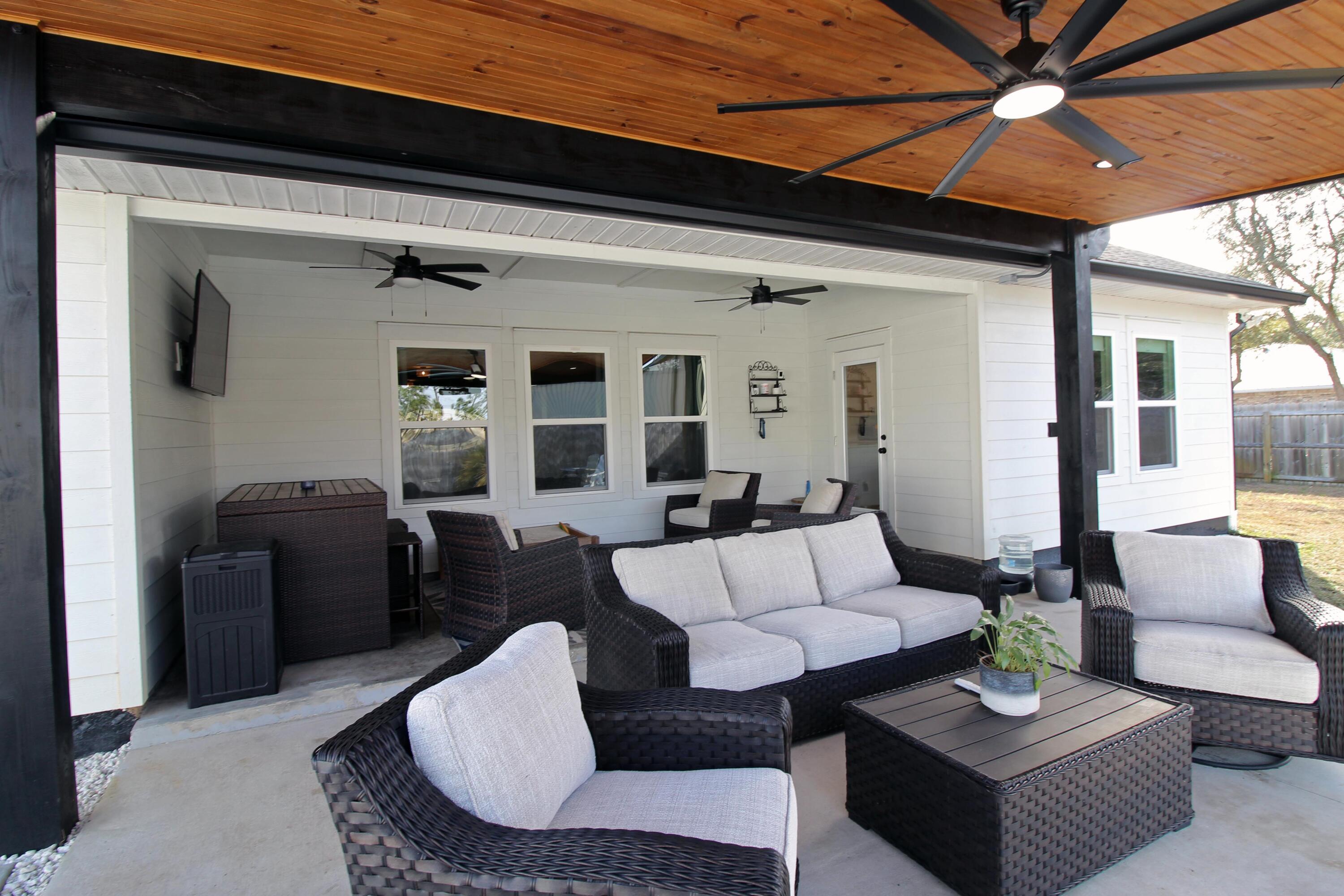 INDIAN BAY - Residential