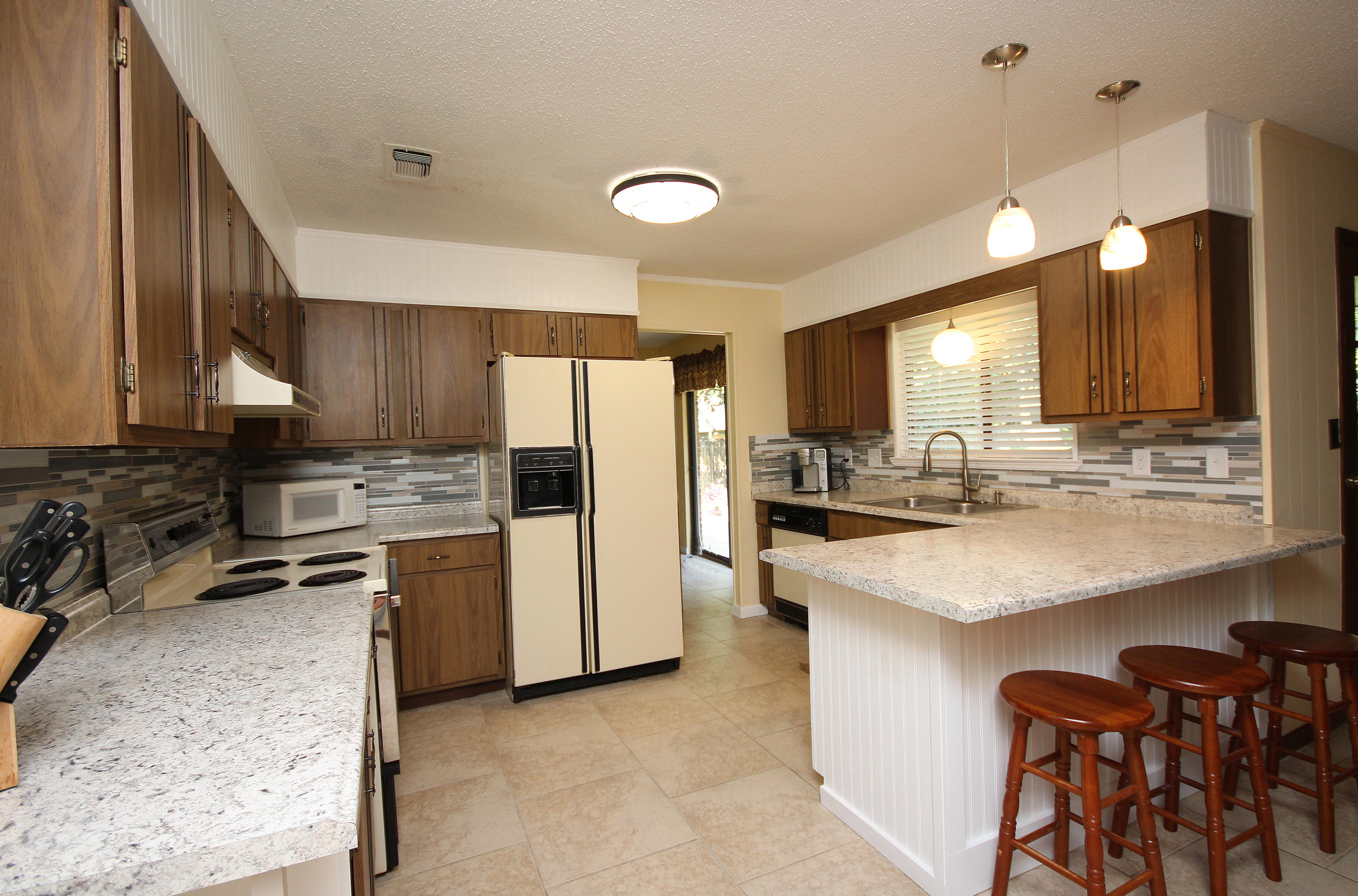 FOREST MANOR 1ST ADDN - Residential