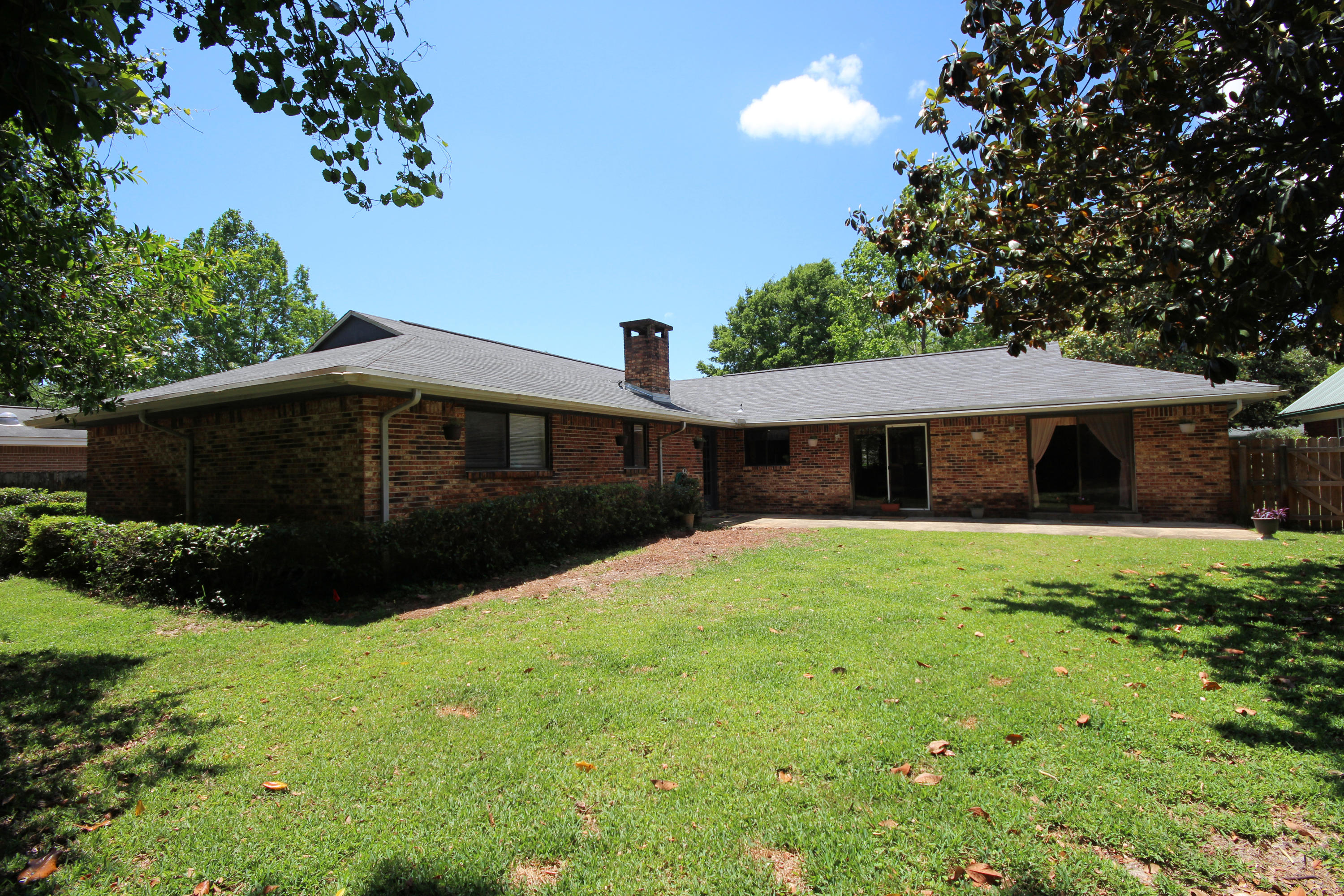 FOREST MANOR 1ST ADDN - Residential