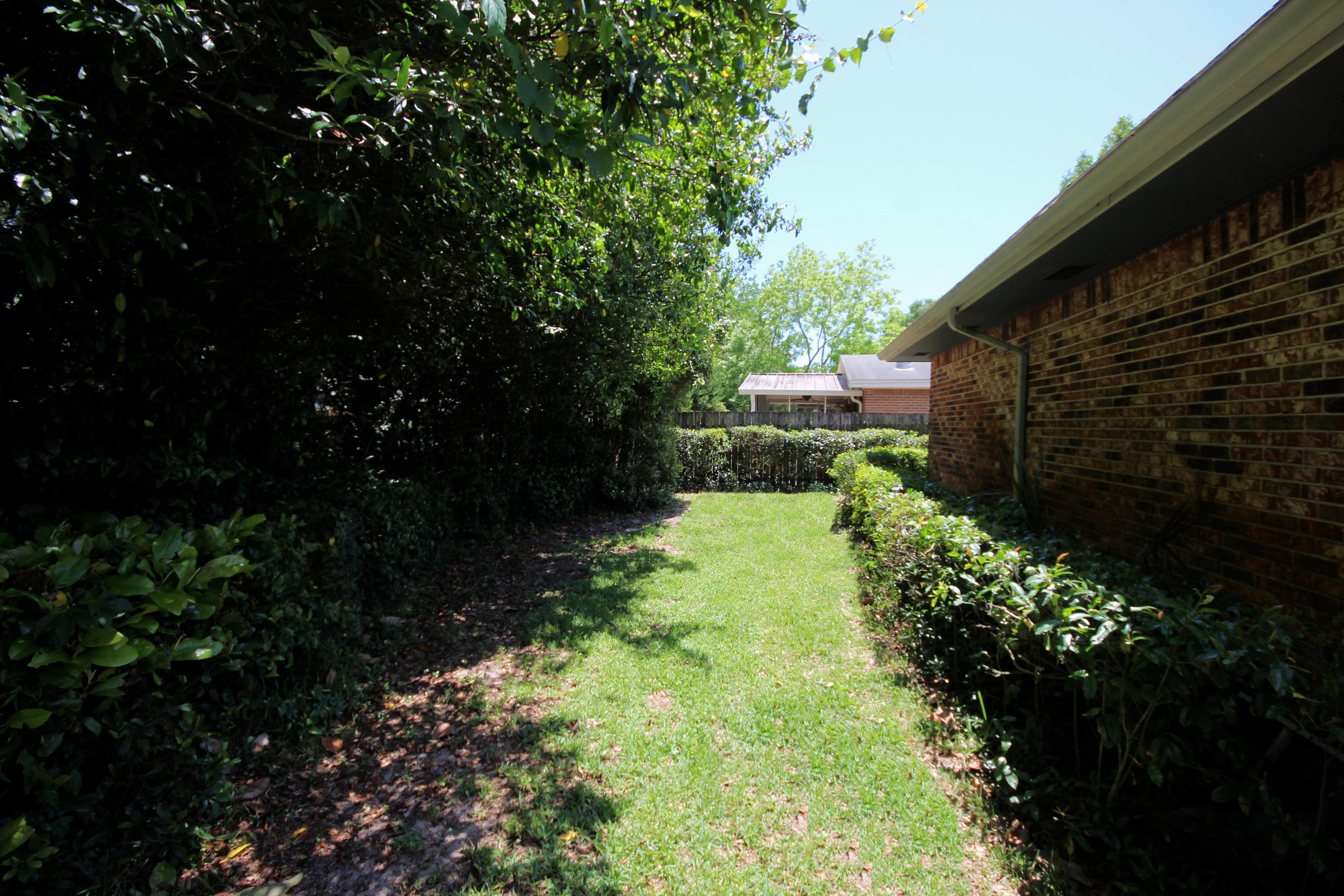 FOREST MANOR 1ST ADDN - Residential