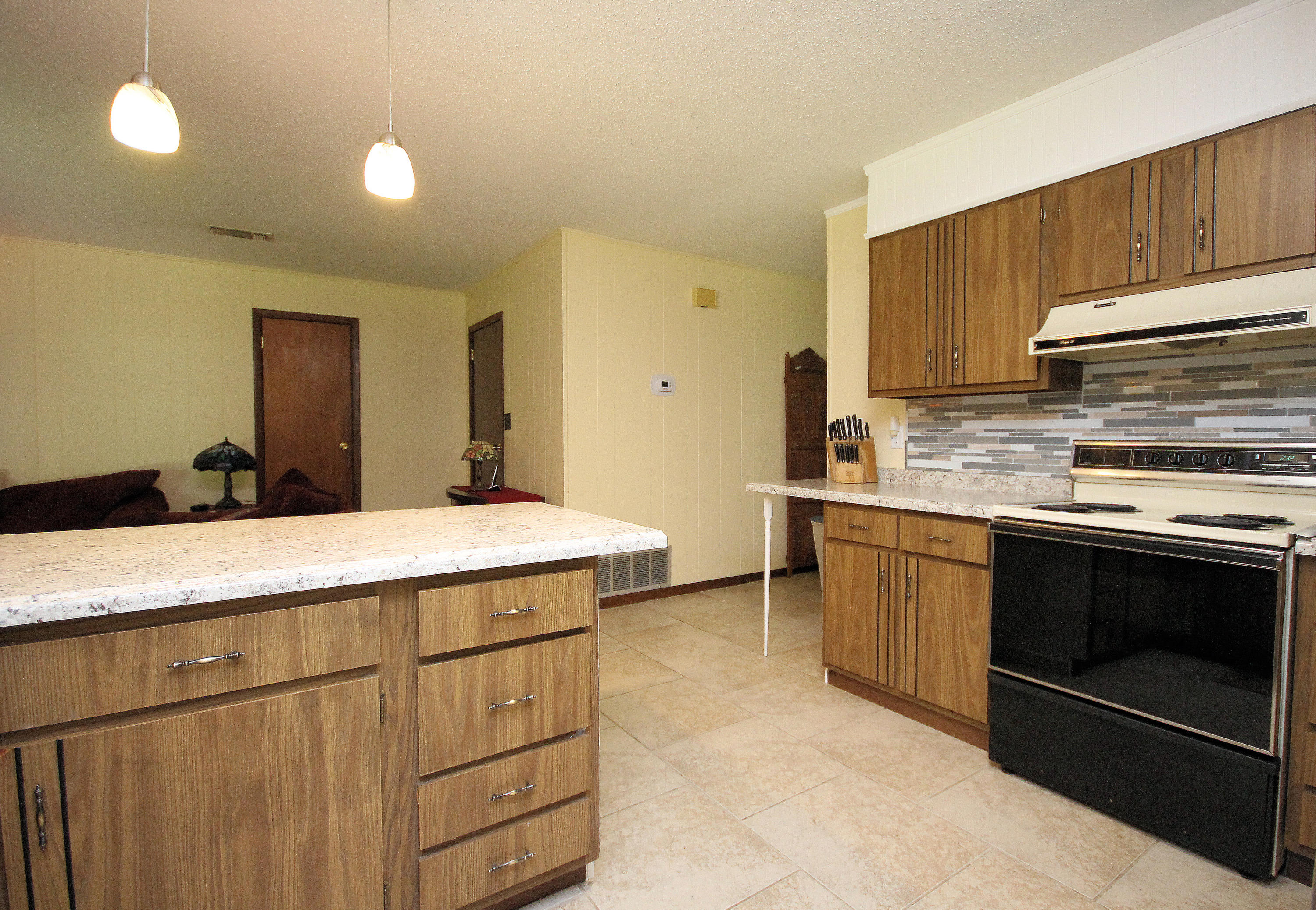 FOREST MANOR 1ST ADDN - Residential