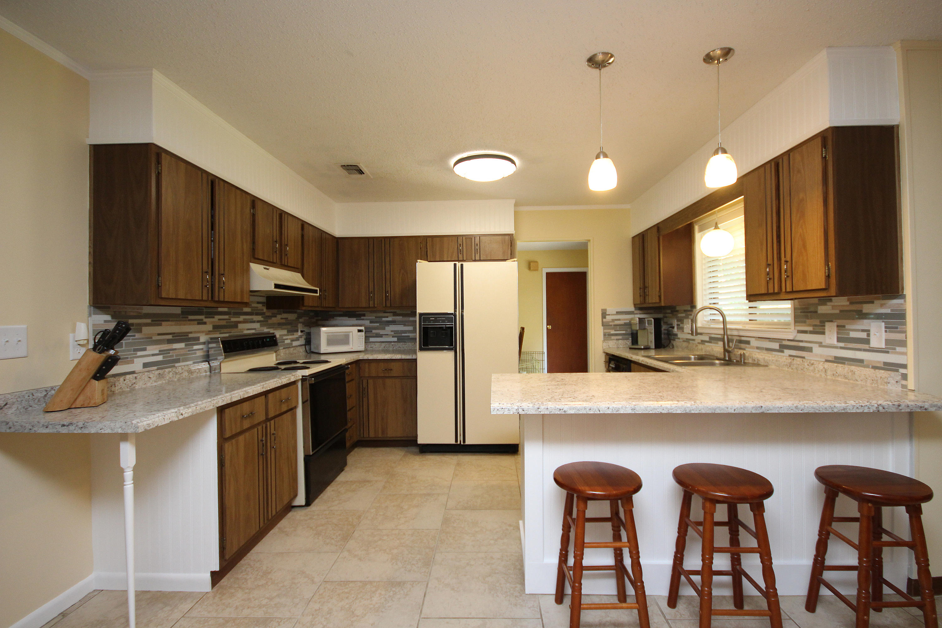 FOREST MANOR 1ST ADDN - Residential