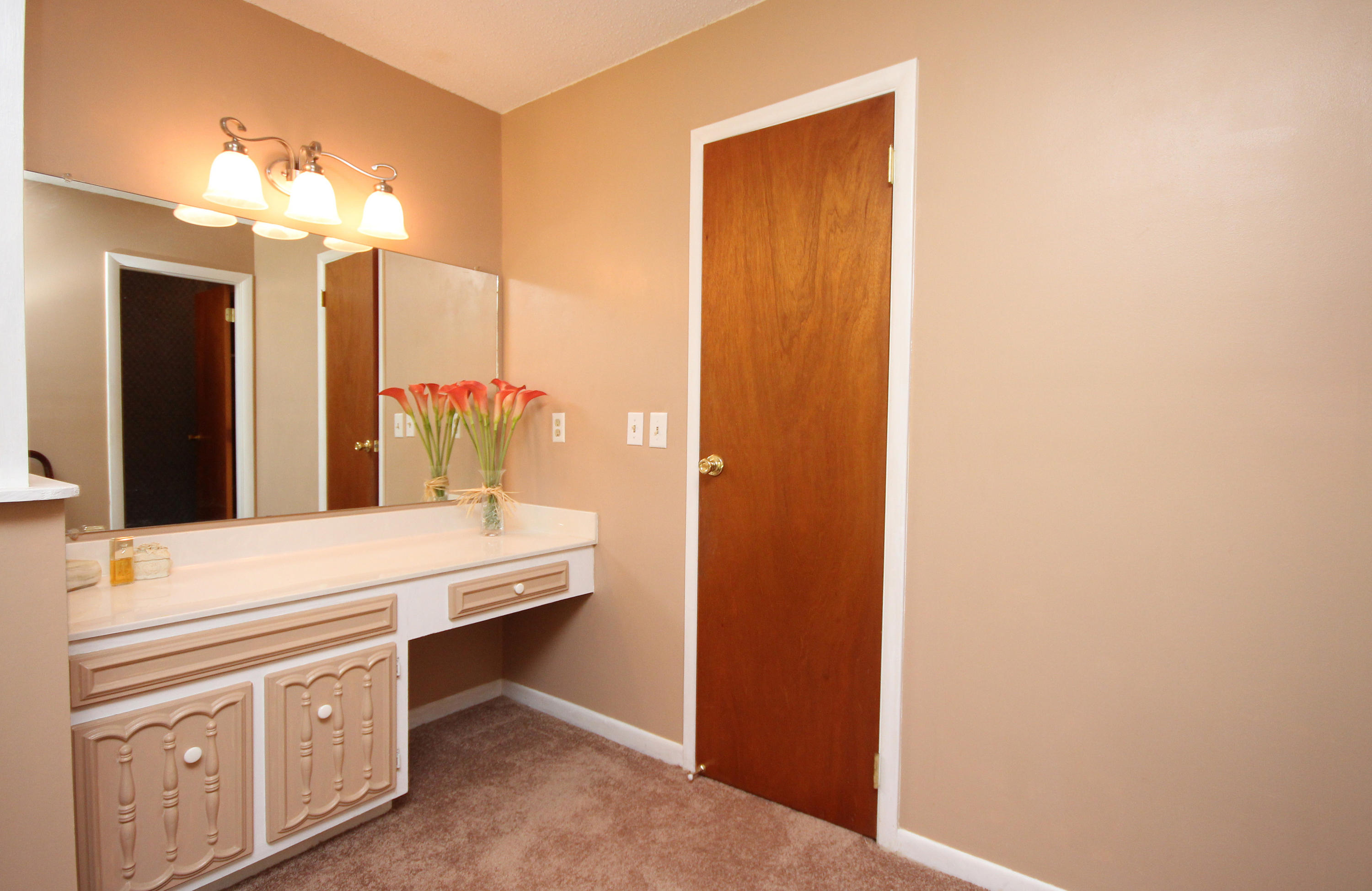 FOREST MANOR 1ST ADDN - Residential