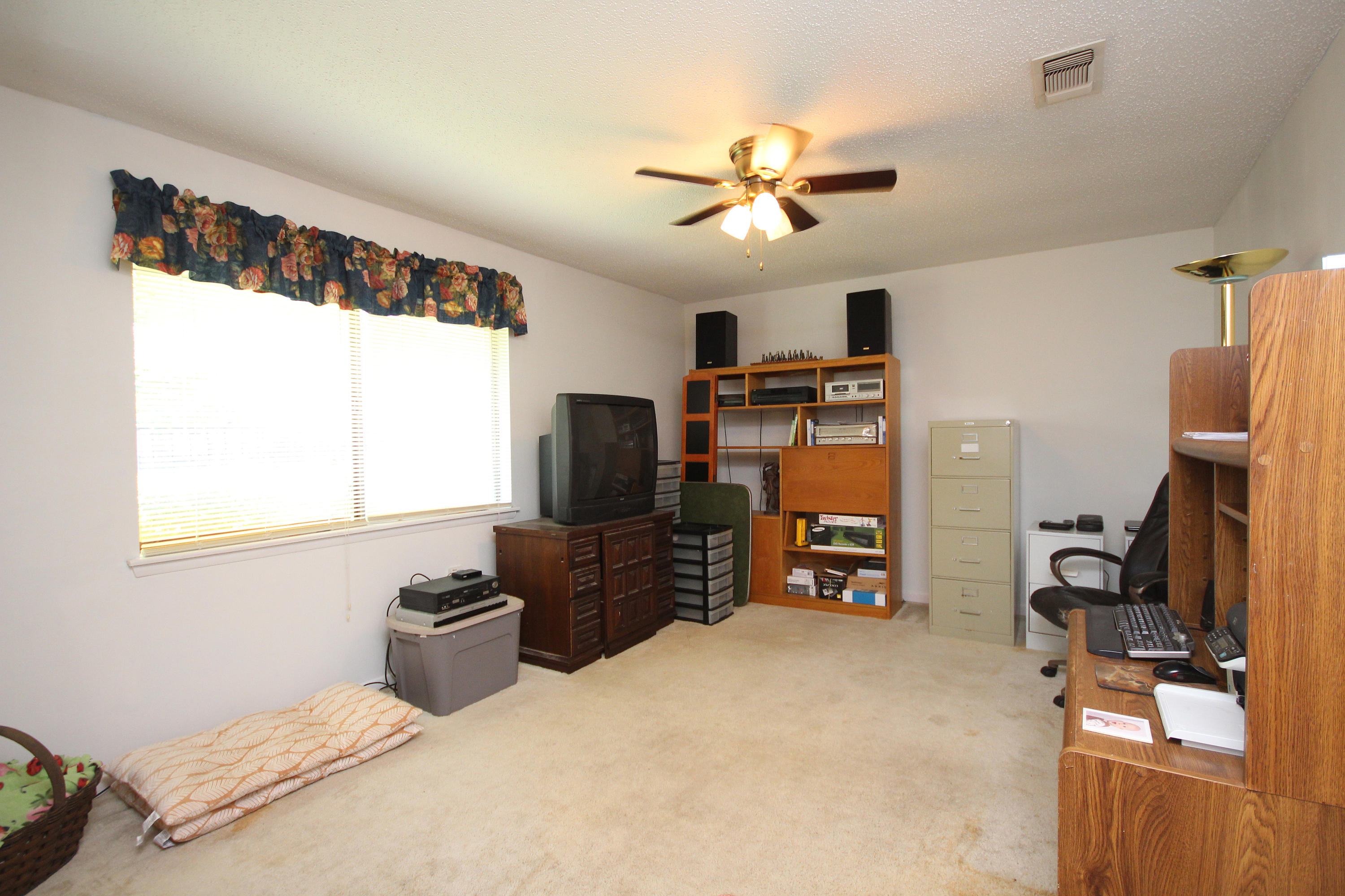 FOREST MANOR 1ST ADDN - Residential