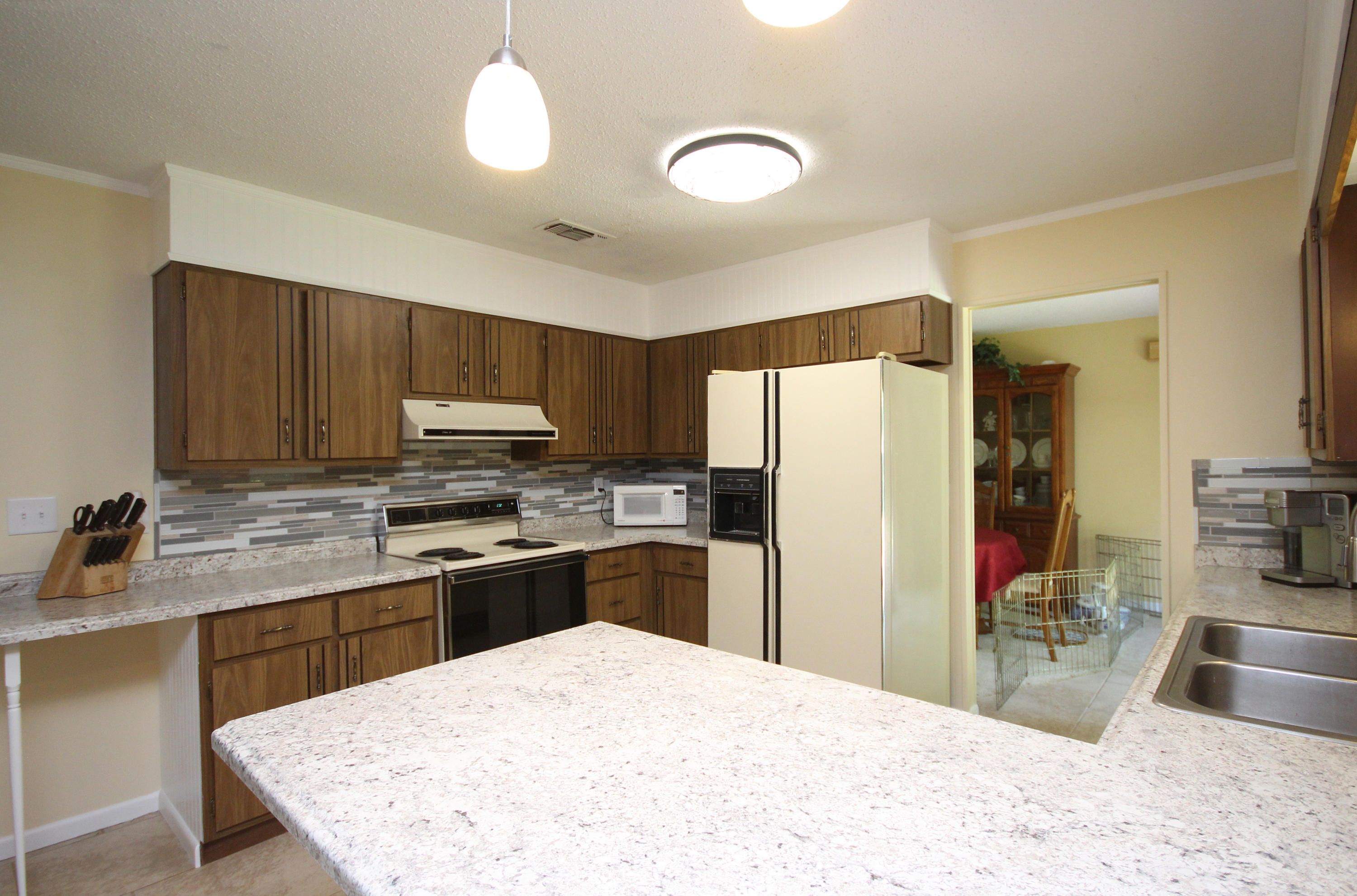 FOREST MANOR 1ST ADDN - Residential