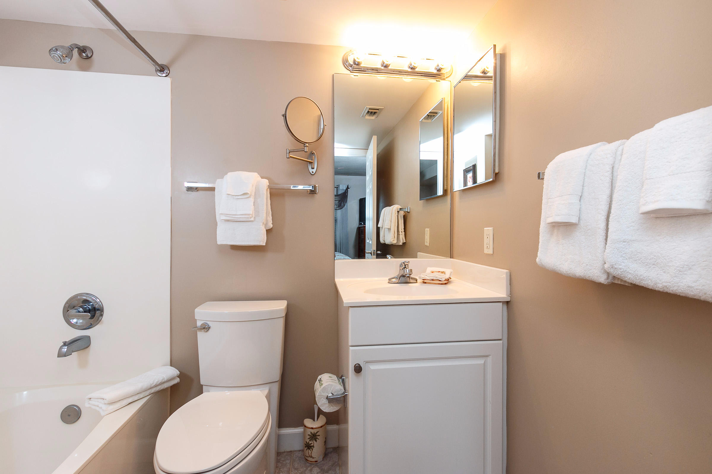 PELICAN ISLE - Residential