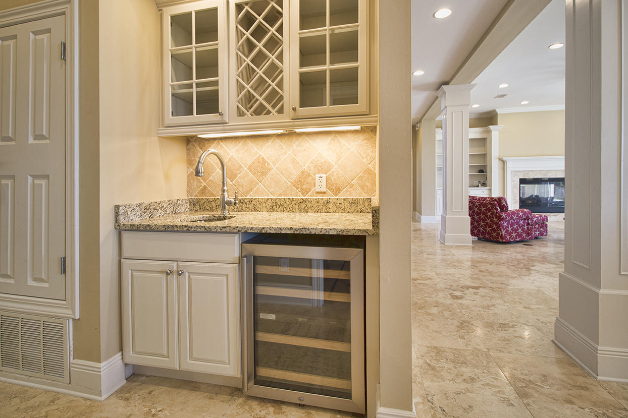 PRITCHARD POINT - Residential