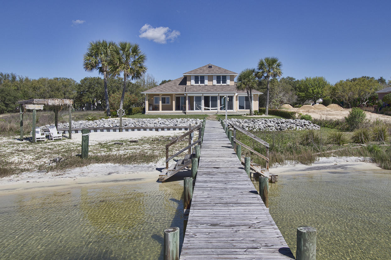 PRITCHARD POINT - Residential