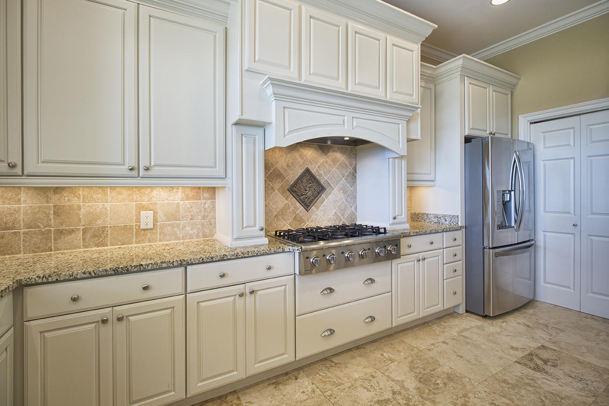 PRITCHARD POINT - Residential