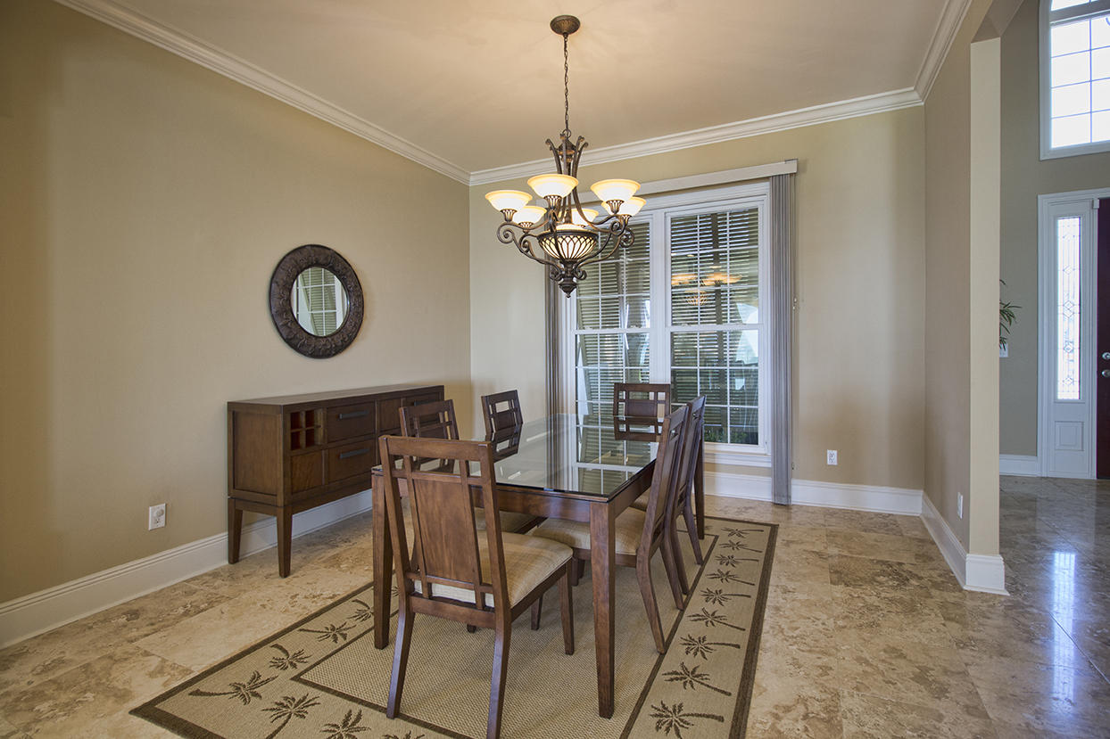 PRITCHARD POINT - Residential