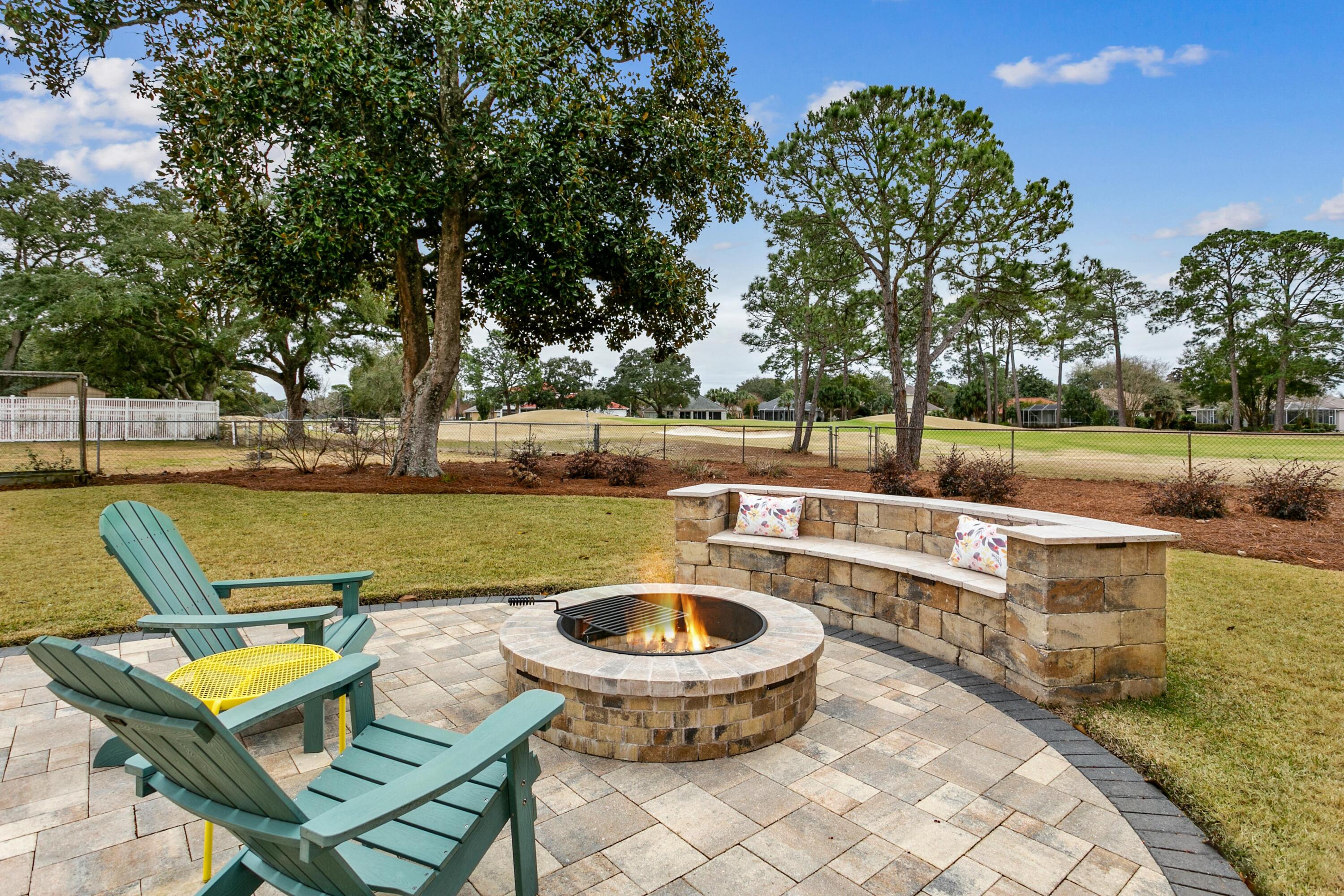 LAKE LORRAINE ESTATES - Residential