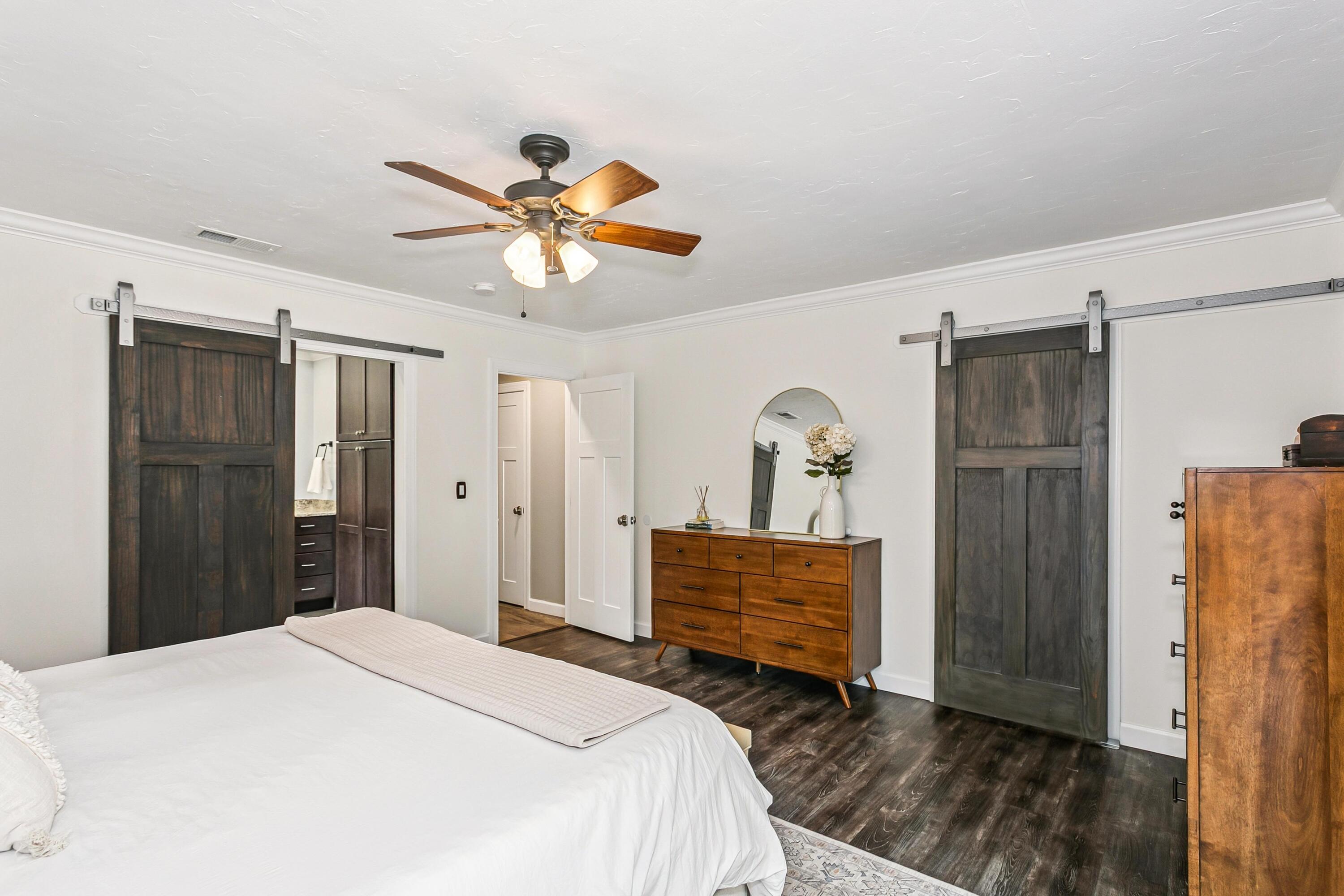 LAKE LORRAINE ESTATES - Residential