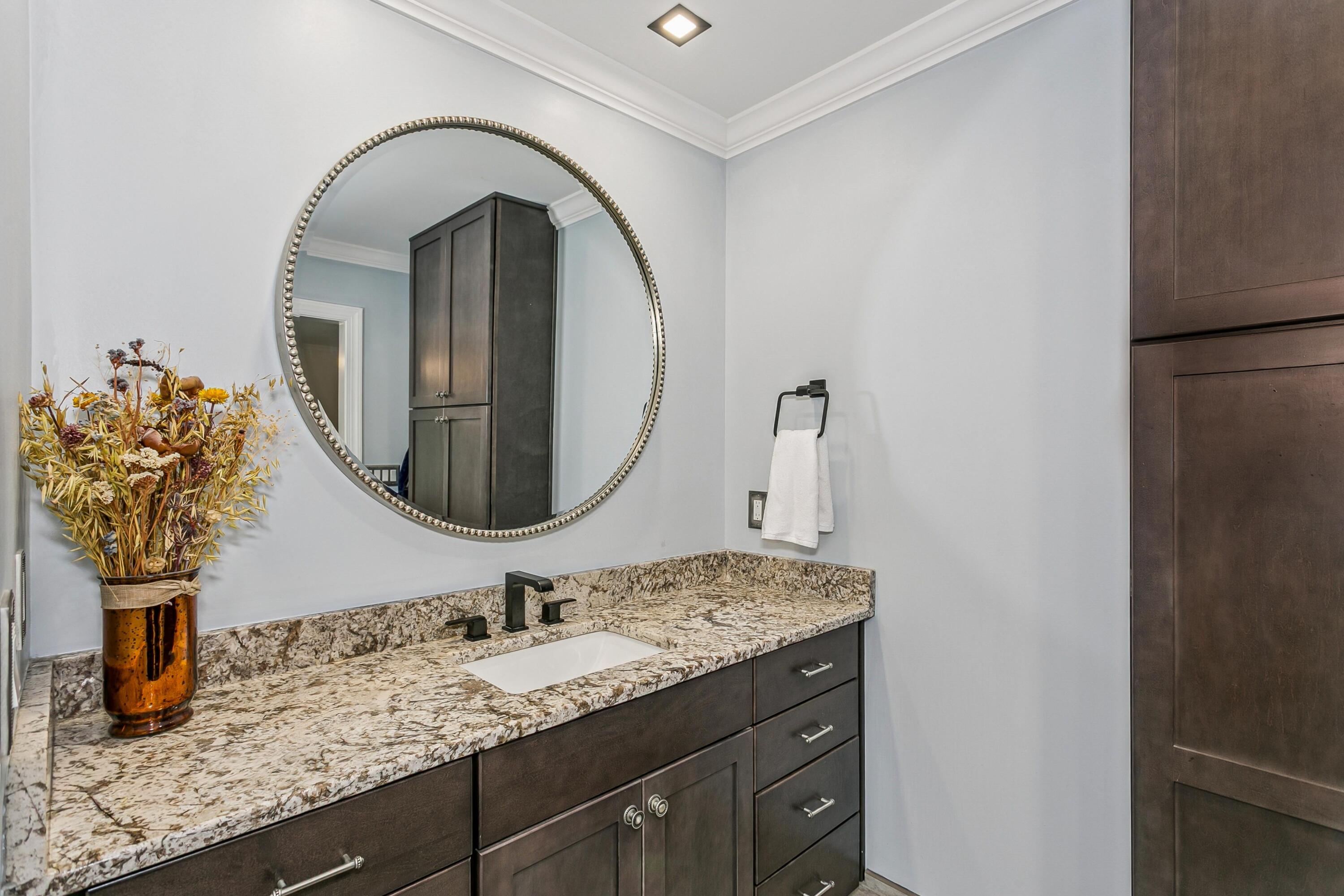 LAKE LORRAINE ESTATES - Residential