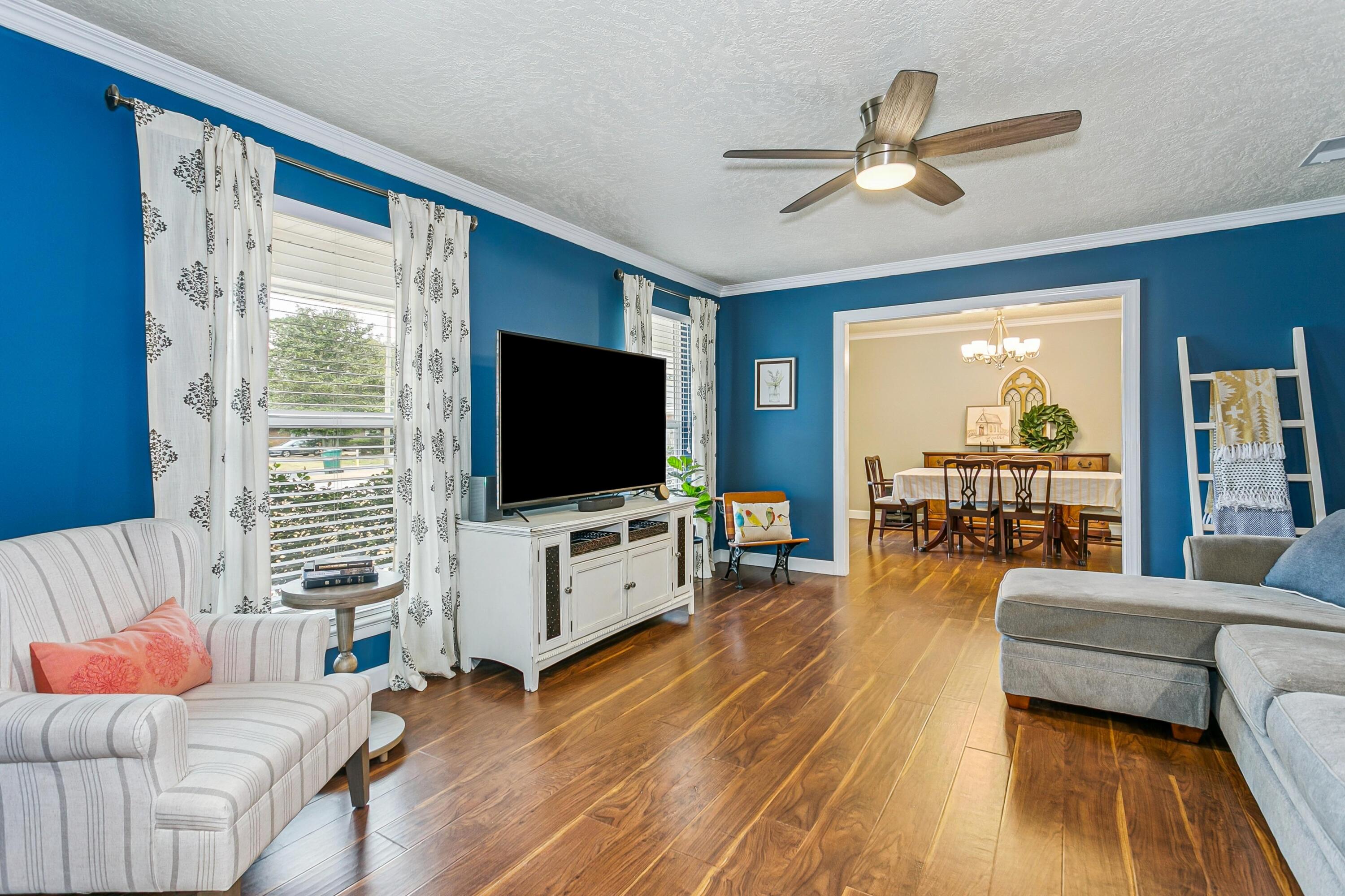 LAKE LORRAINE ESTATES - Residential