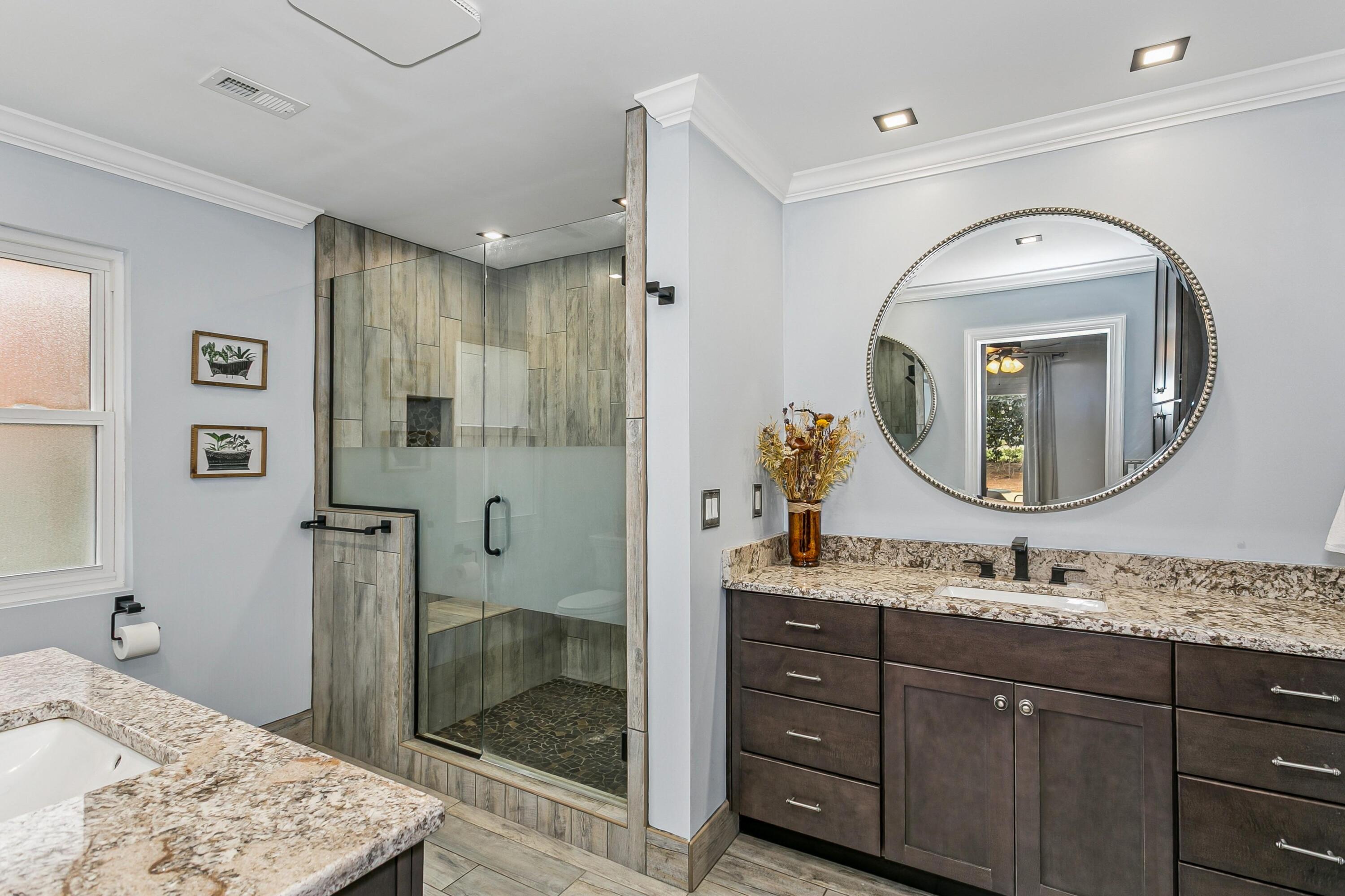 LAKE LORRAINE ESTATES - Residential