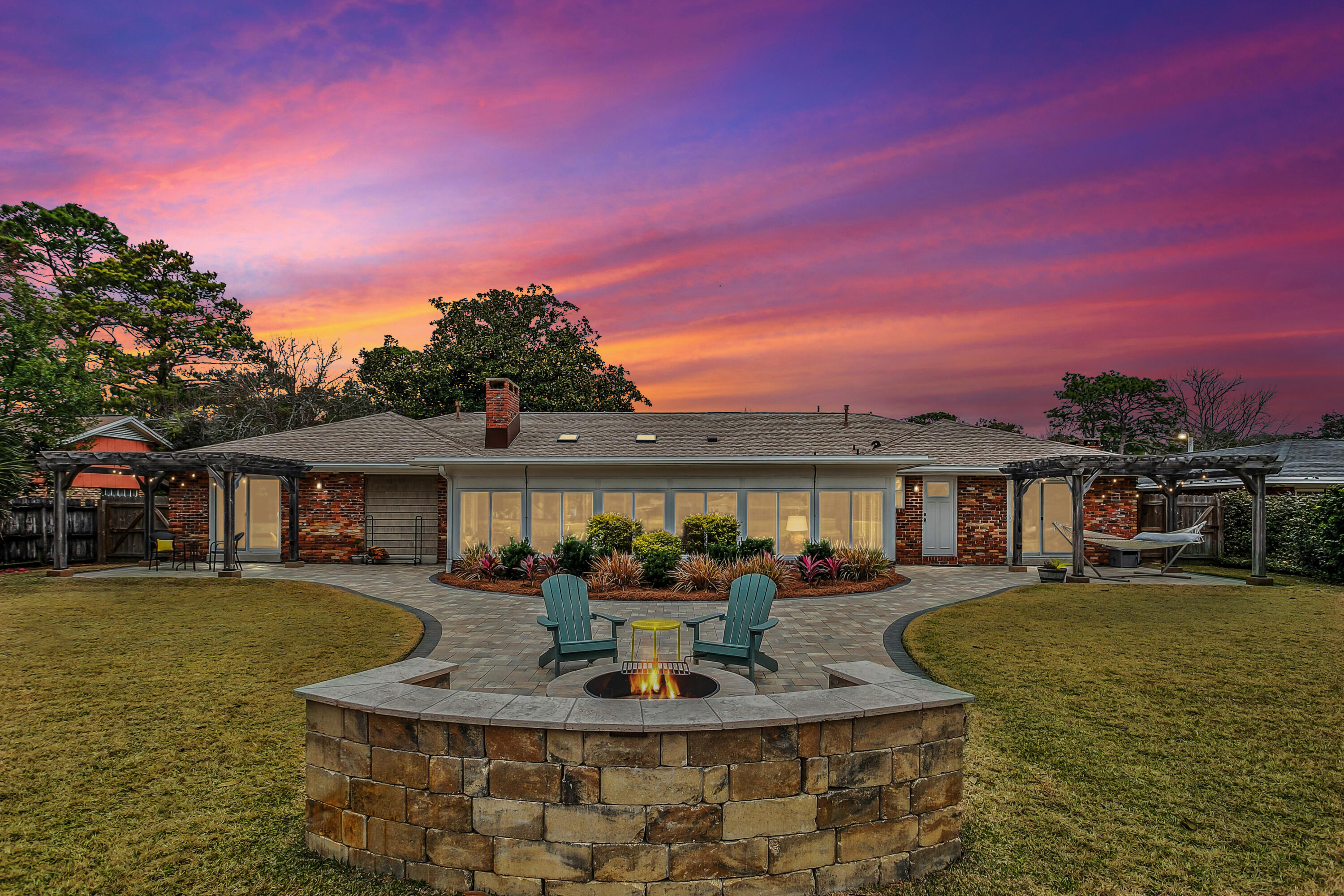 LAKE LORRAINE ESTATES - Residential