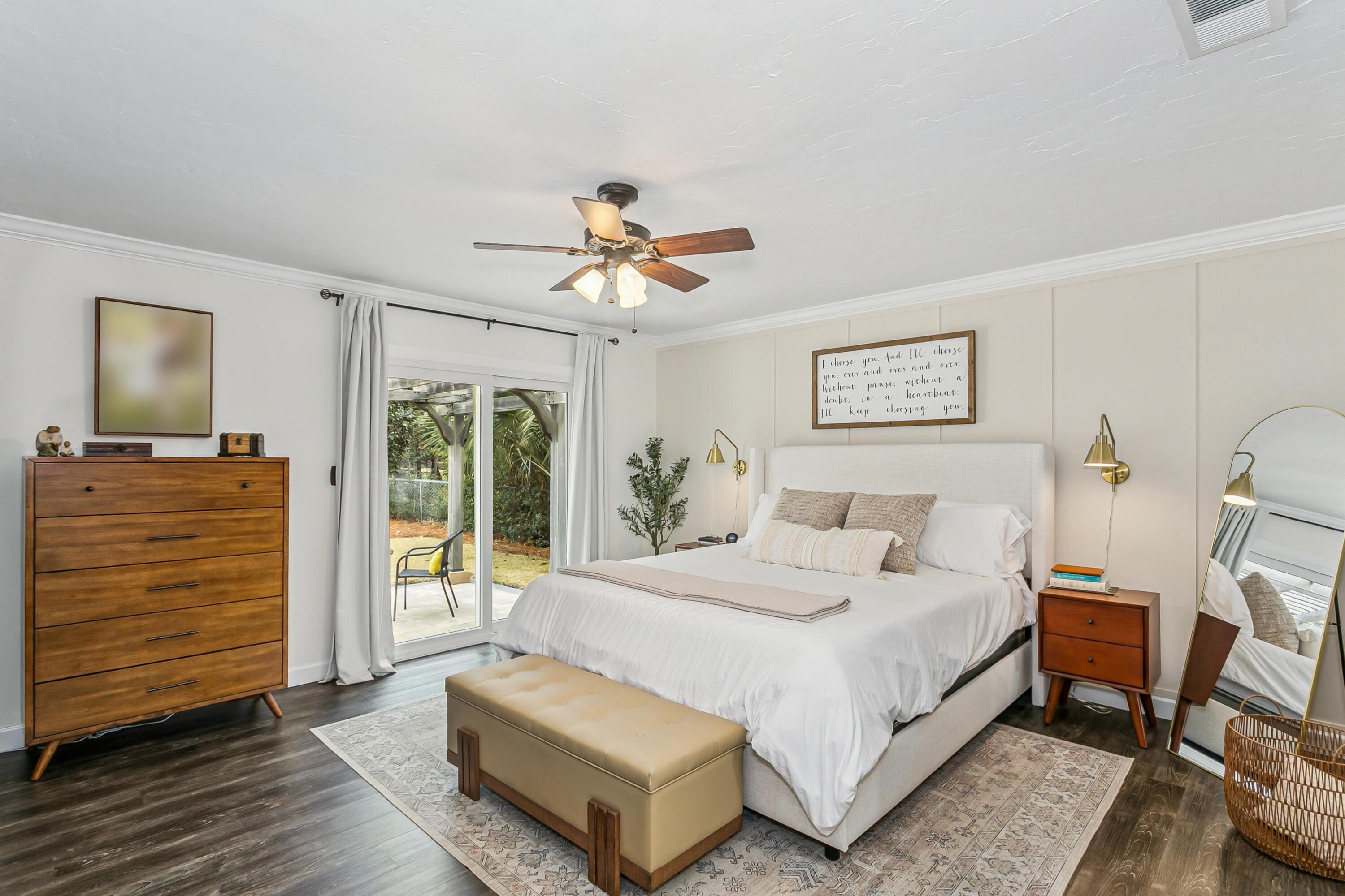 LAKE LORRAINE ESTATES - Residential