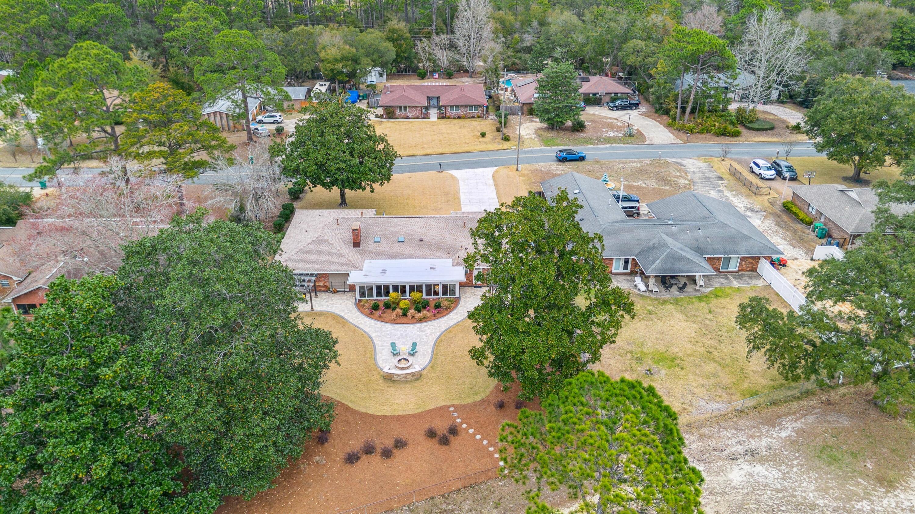 LAKE LORRAINE ESTATES - Residential