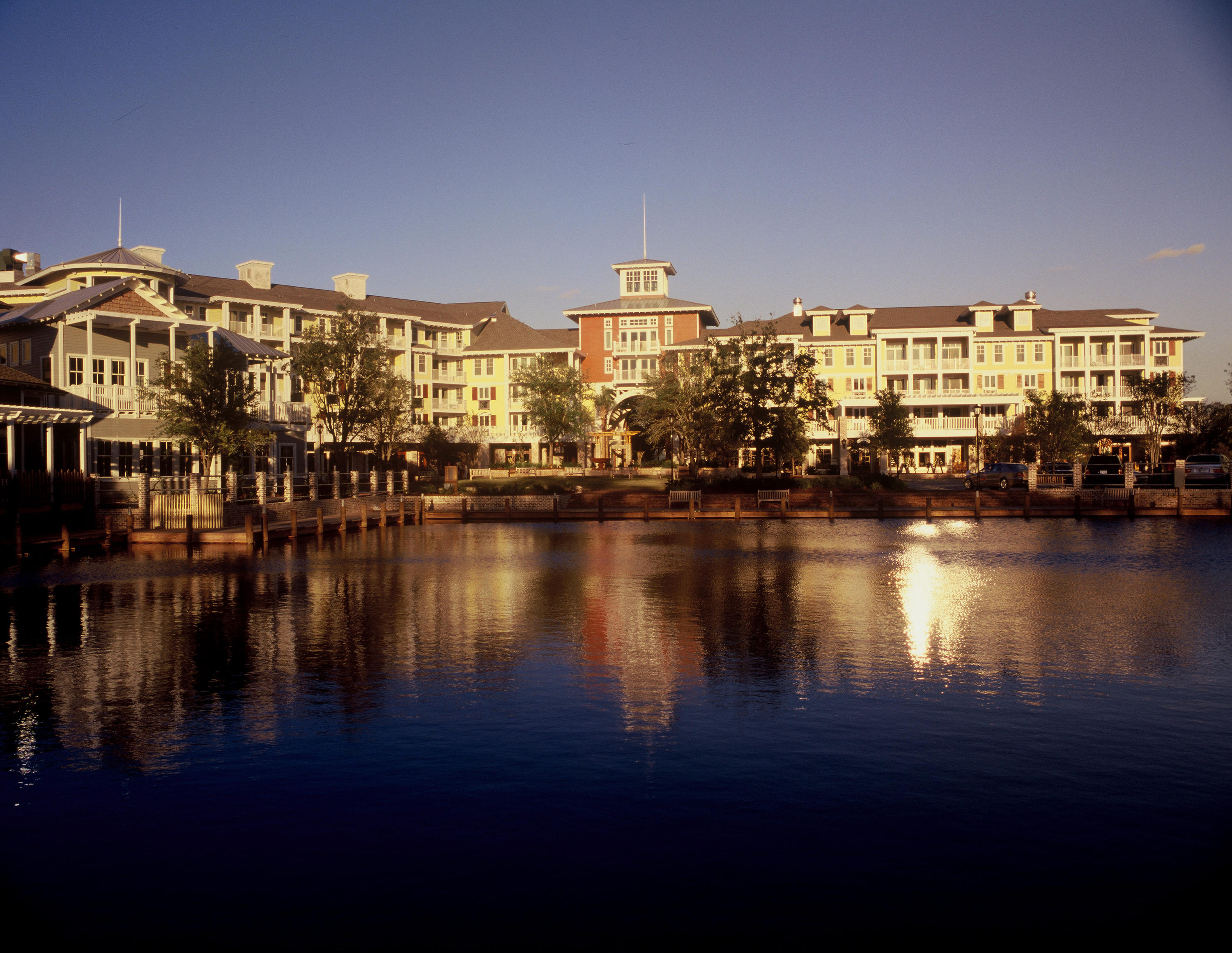 CRYSTAL COVE - Residential