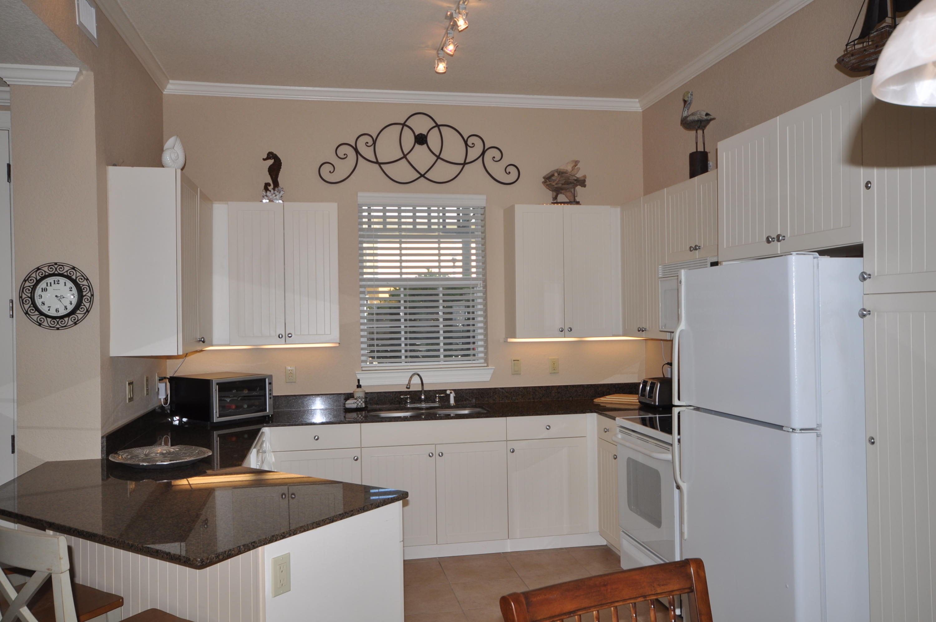 CRYSTAL COVE - Residential