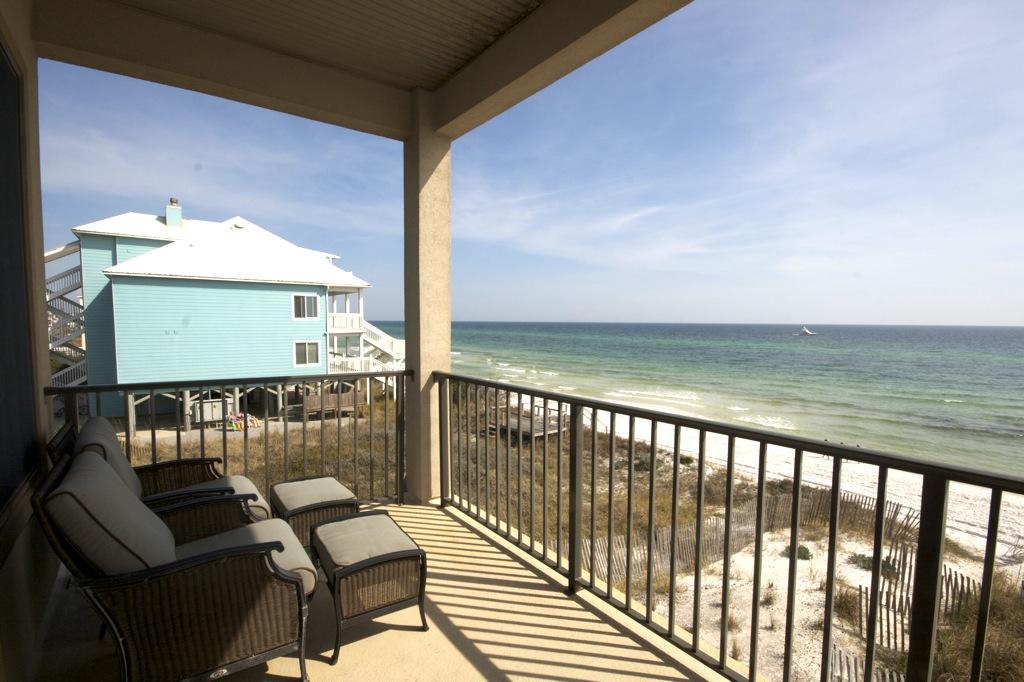 JOURNEYS END CONDO - Residential